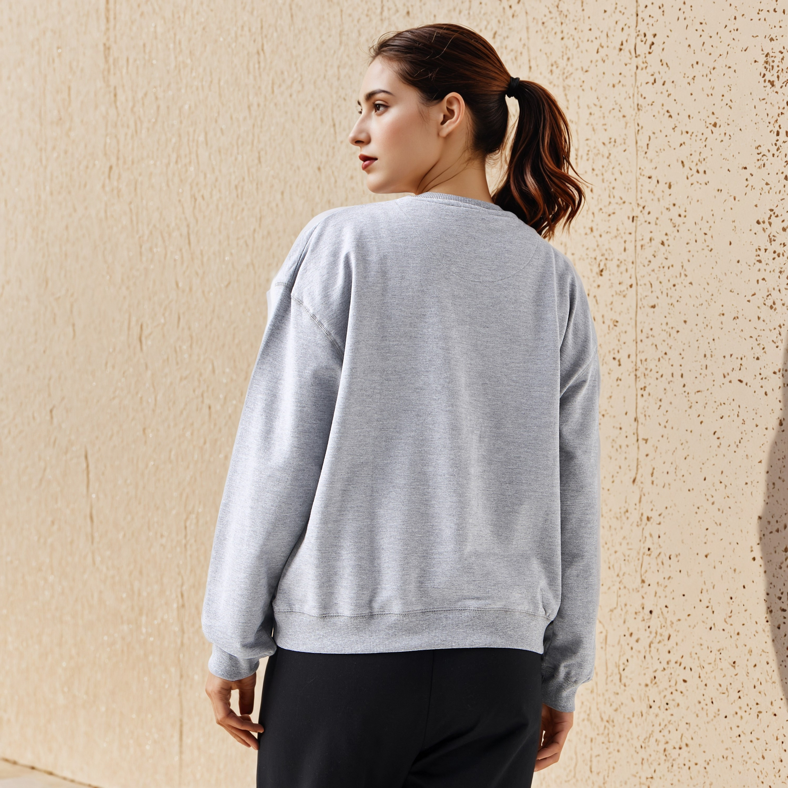 Kappa Relaxed Fit Sweatshirt-women-clothing-sportswearandactivewear-hoodiesandsweatshirts-image-3