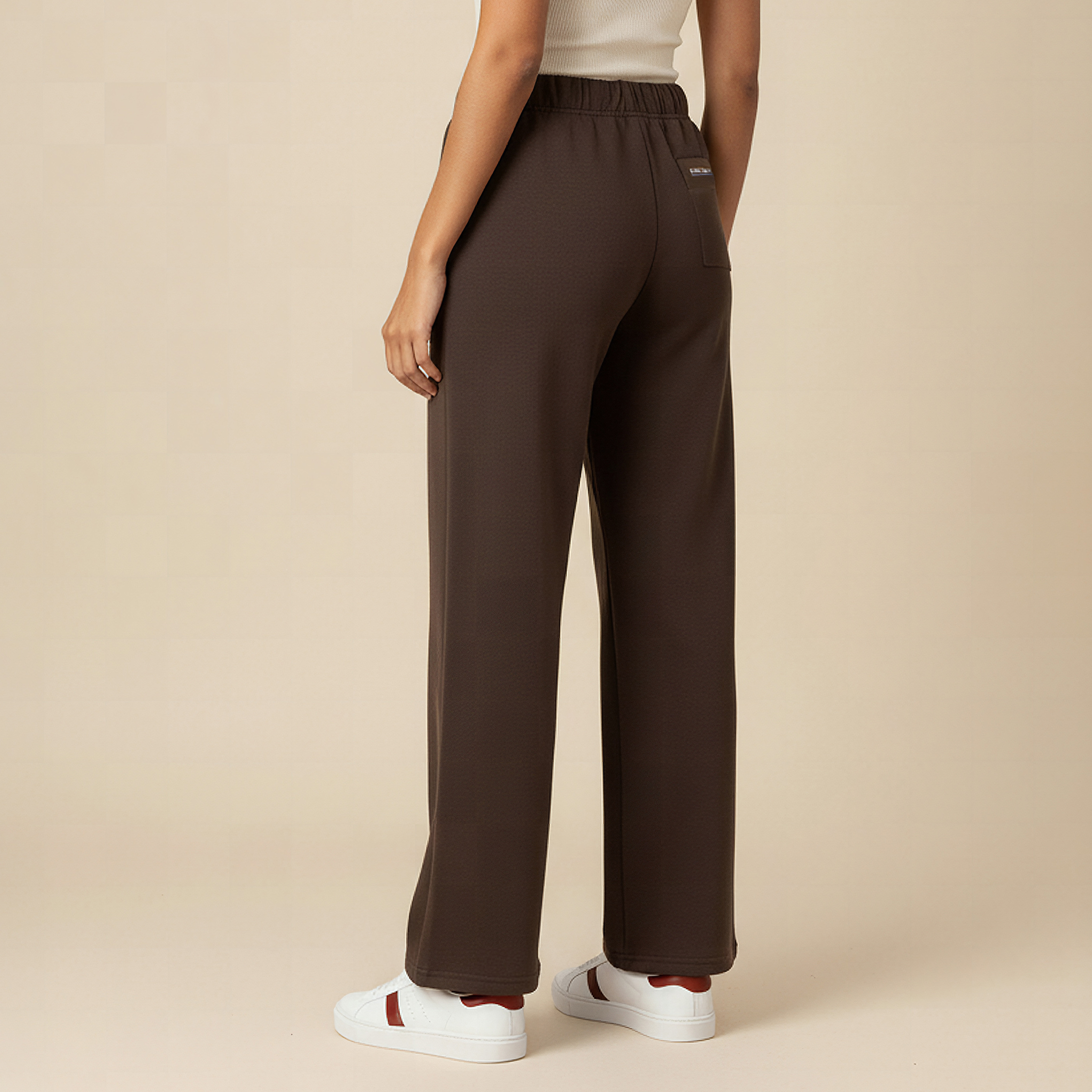 بنطلون رياضي بقصة مريحة وجيوب للنساء من لي كوبر-women-clothing-bottoms-joggers-image-3