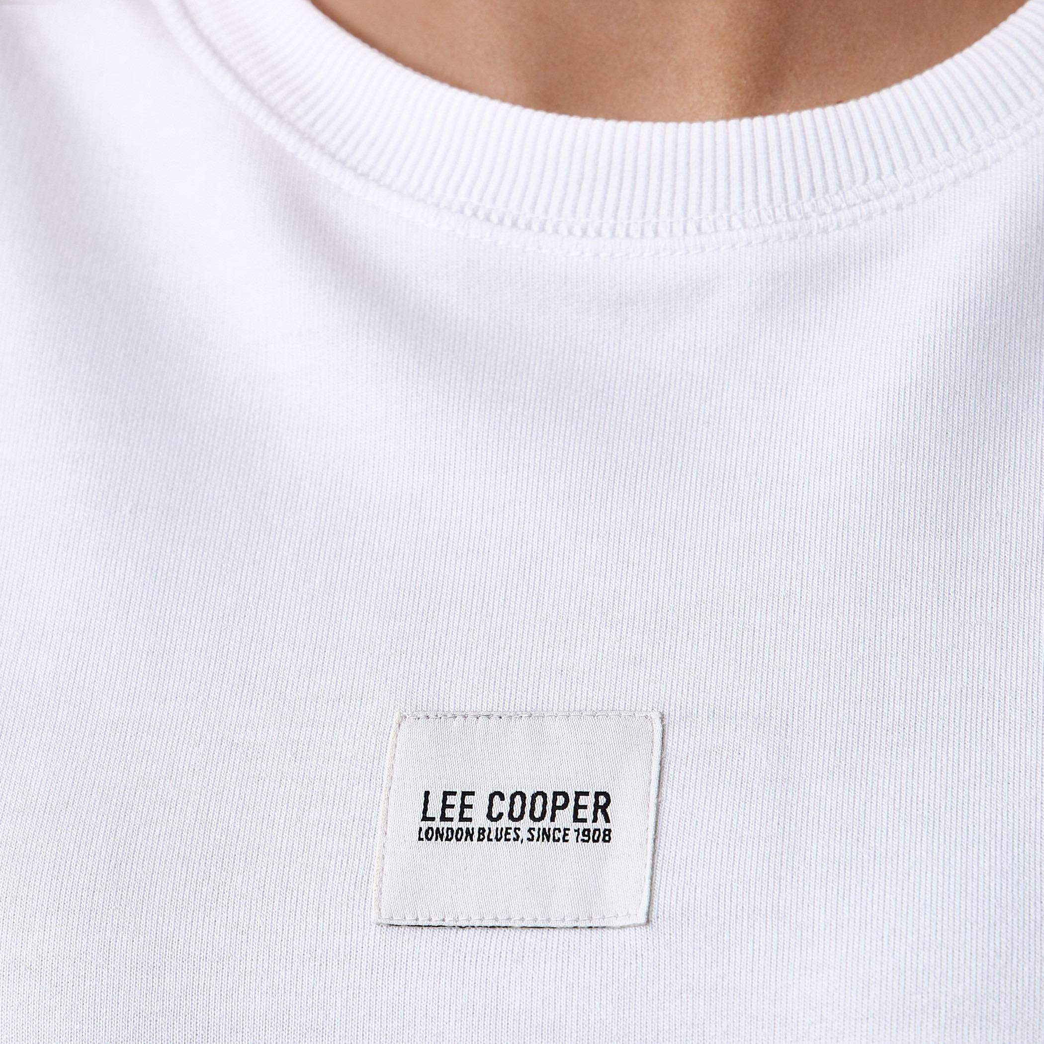Lee Cooper Regular Fit Sweatshirt-women-winterwear-hoodiesandsweatshirts-sweatshirts-image-4
