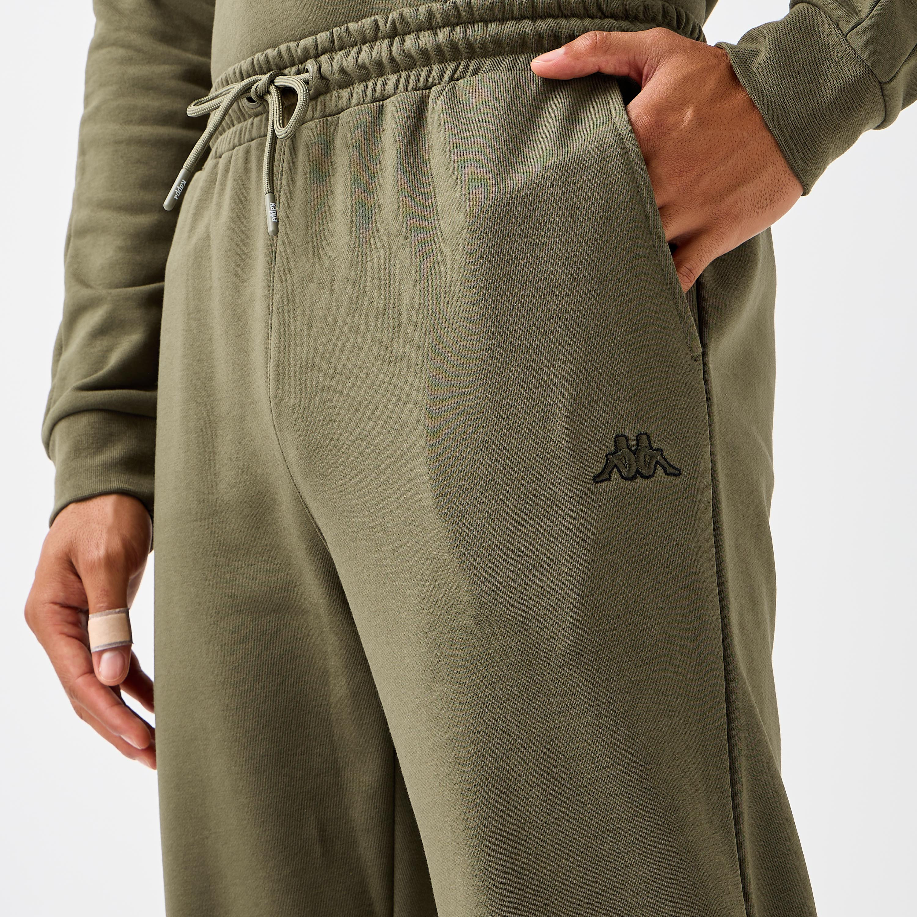 Kappa Men Relaxed Fit Flexi Waist Joggers-men-clothing-sportswearandactivewear-bottoms-joggers-image-4