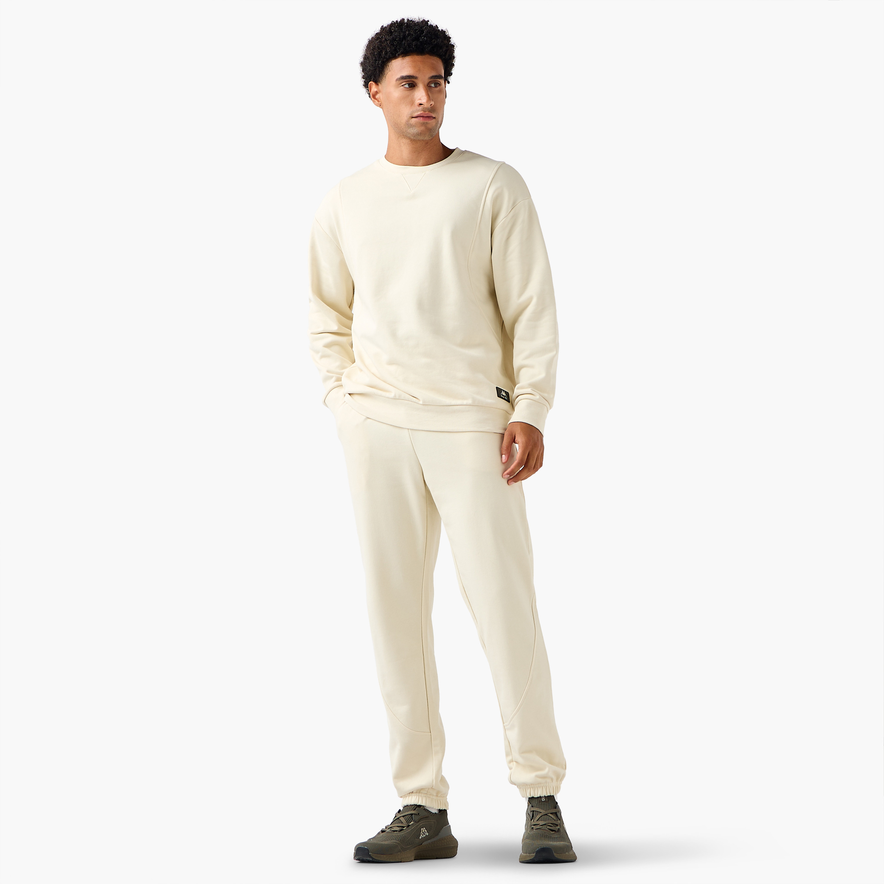 Kappa Men Relaxed Fit Flexi Waist Joggers with Panelled Design-men-clothing-sportswearandactivewear-bottoms-joggers-image-2