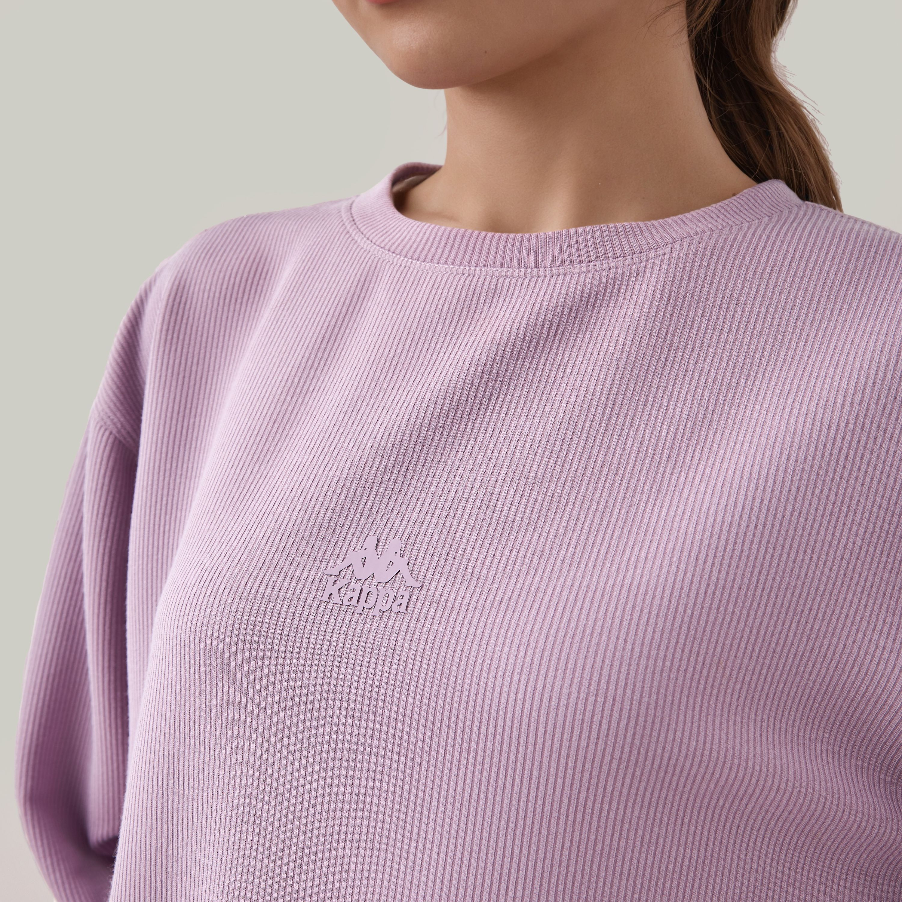 سويت شيرت مضلع بقصة عادية للنساء من كابا-women-winterwear-hoodiesandsweatshirts-sweatshirts-image-4