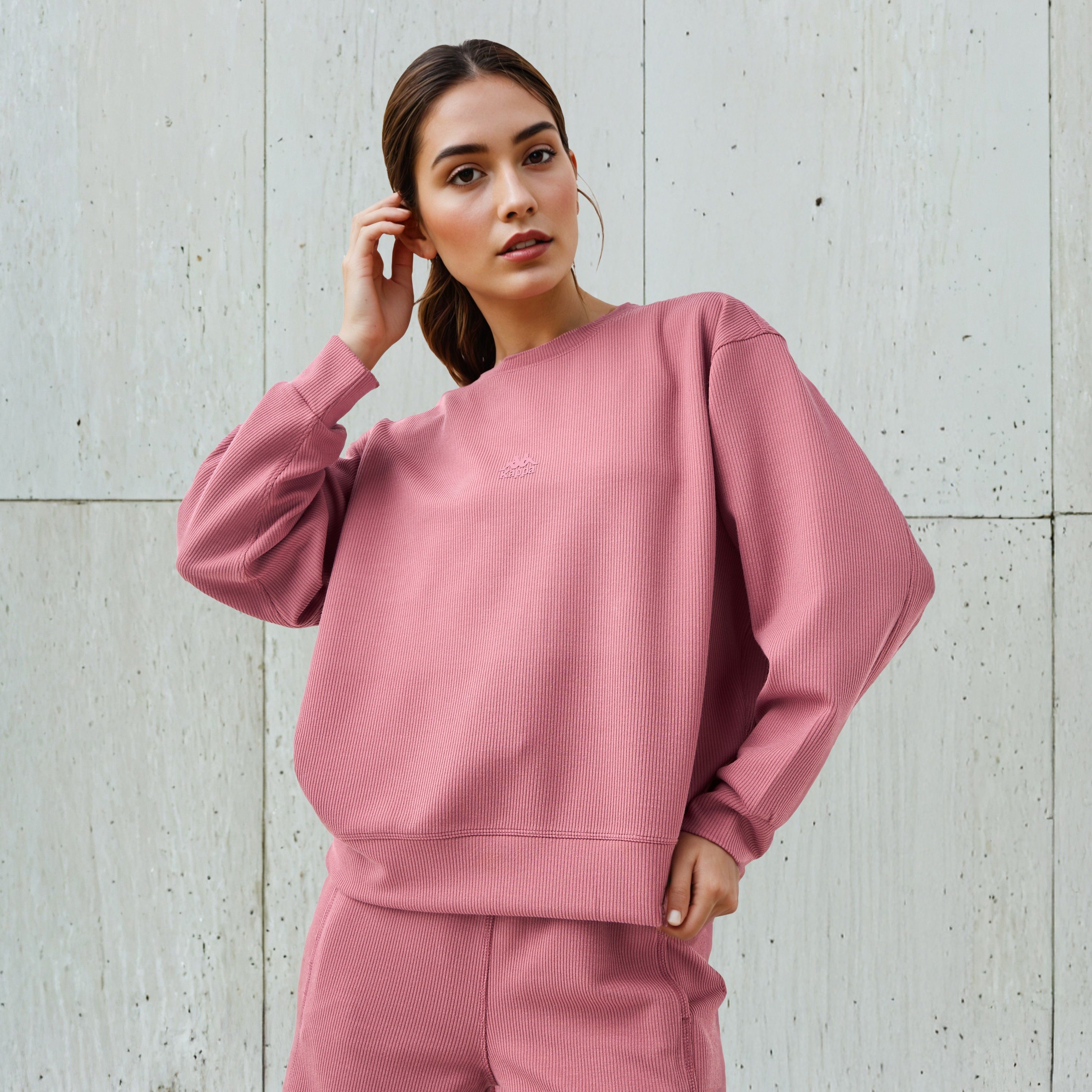 سويت شيرت مضلع بقصة عادية للنساء من كابا-women-winterwear-hoodiesandsweatshirts-sweatshirts-image-5