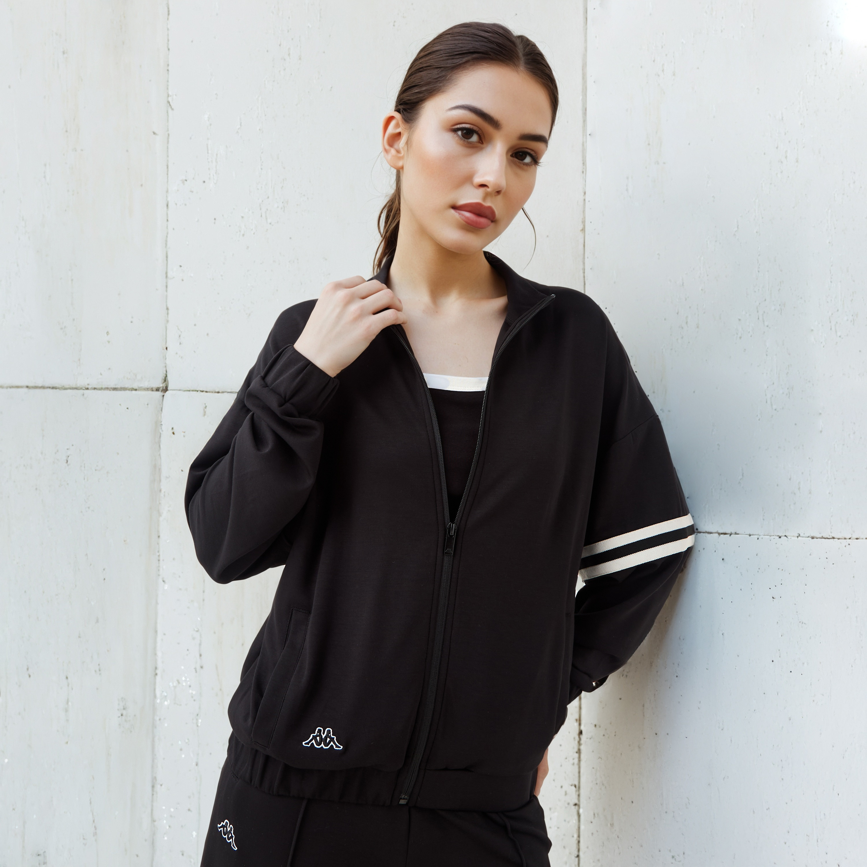 Kappa Women Soft Touch Zip Through Jacket-women-winterwear-coatsandjackets-jackets-image-1