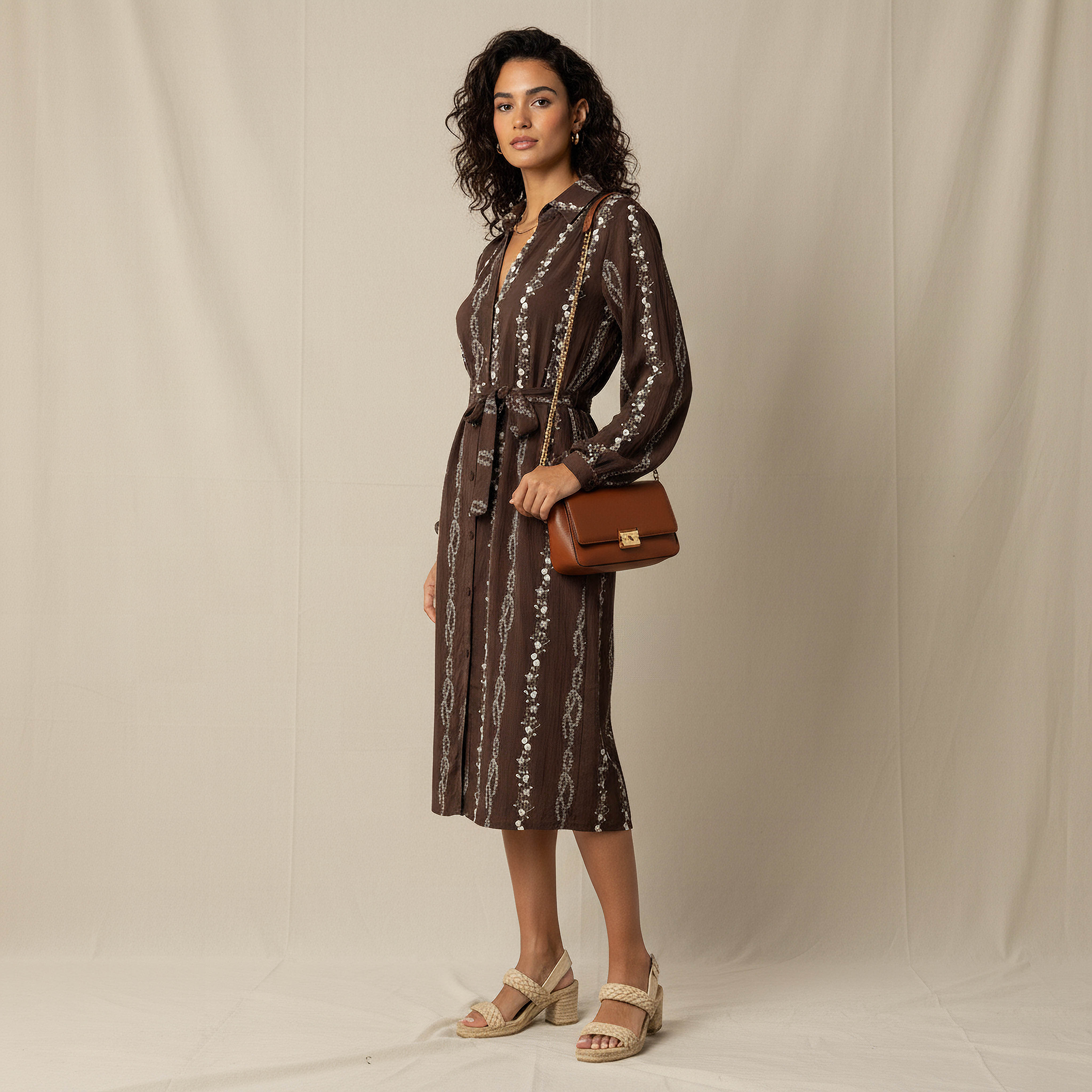 فستان قميص طول الركبة بحزام وتطريزات زهرية-women-clothing-dresses-image-7
