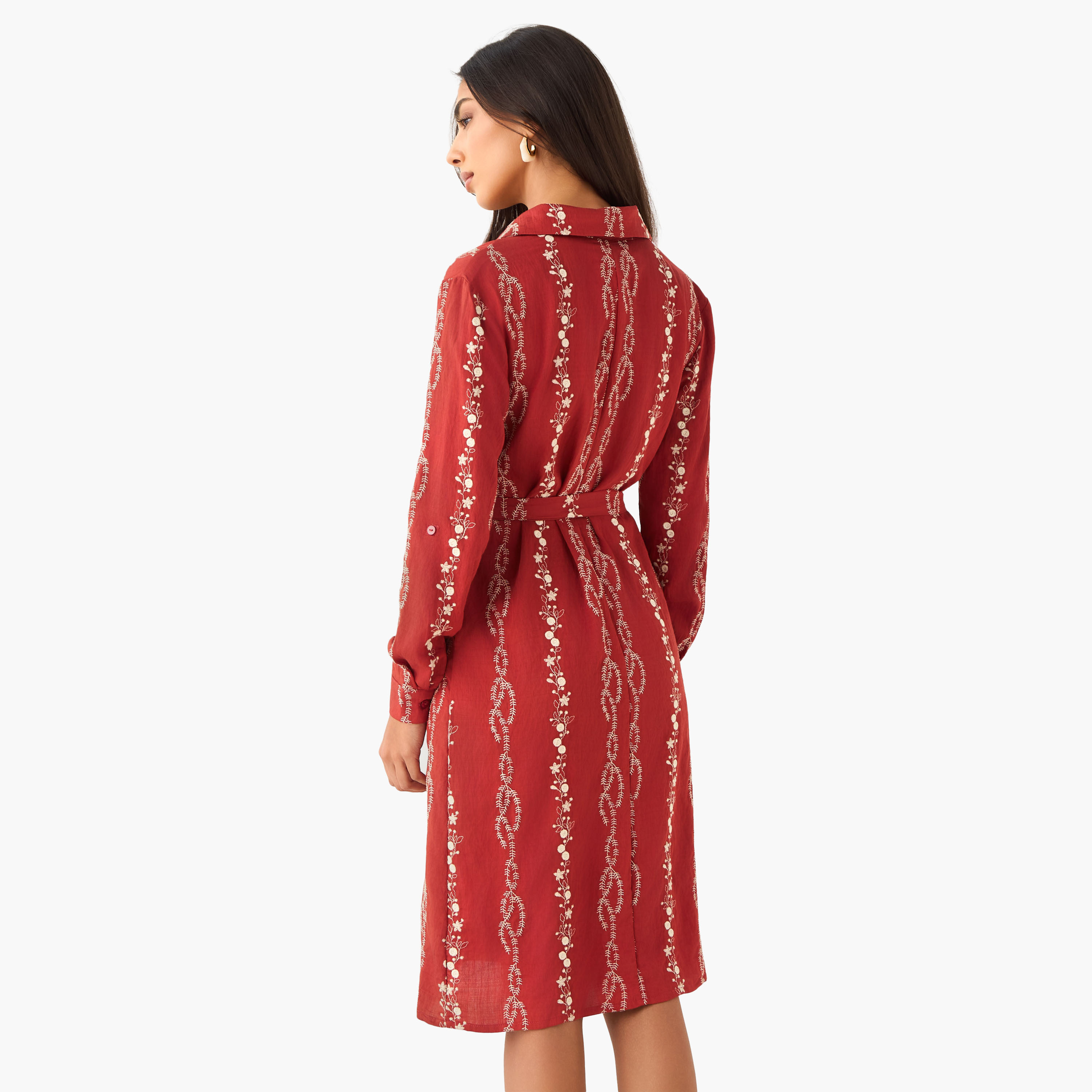 فستان قميص طول الركبة بحزام وتطريزات زهرية-women-clothing-dresses-image-3