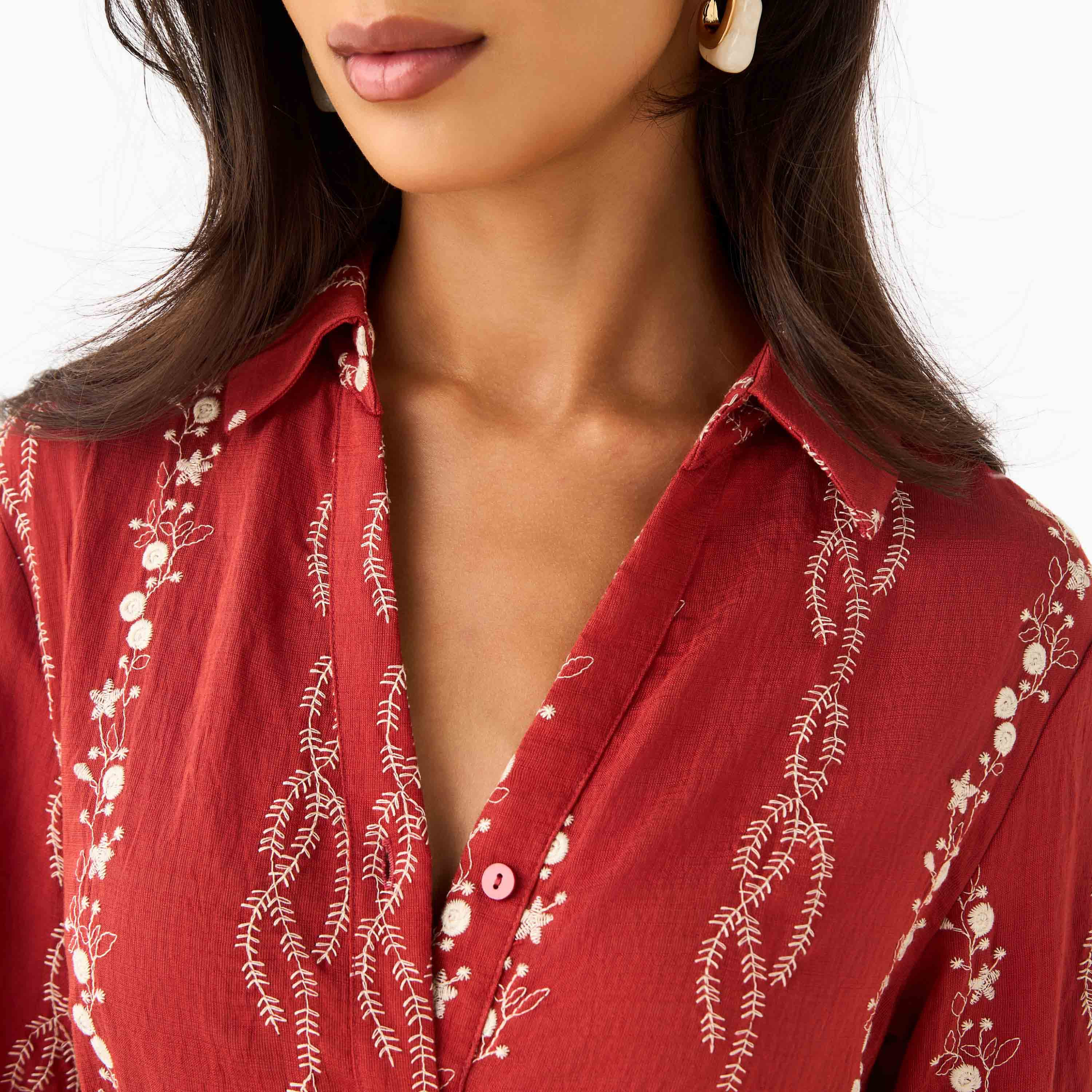فستان قميص طول الركبة بحزام وتطريزات زهرية-women-clothing-dresses-image-5