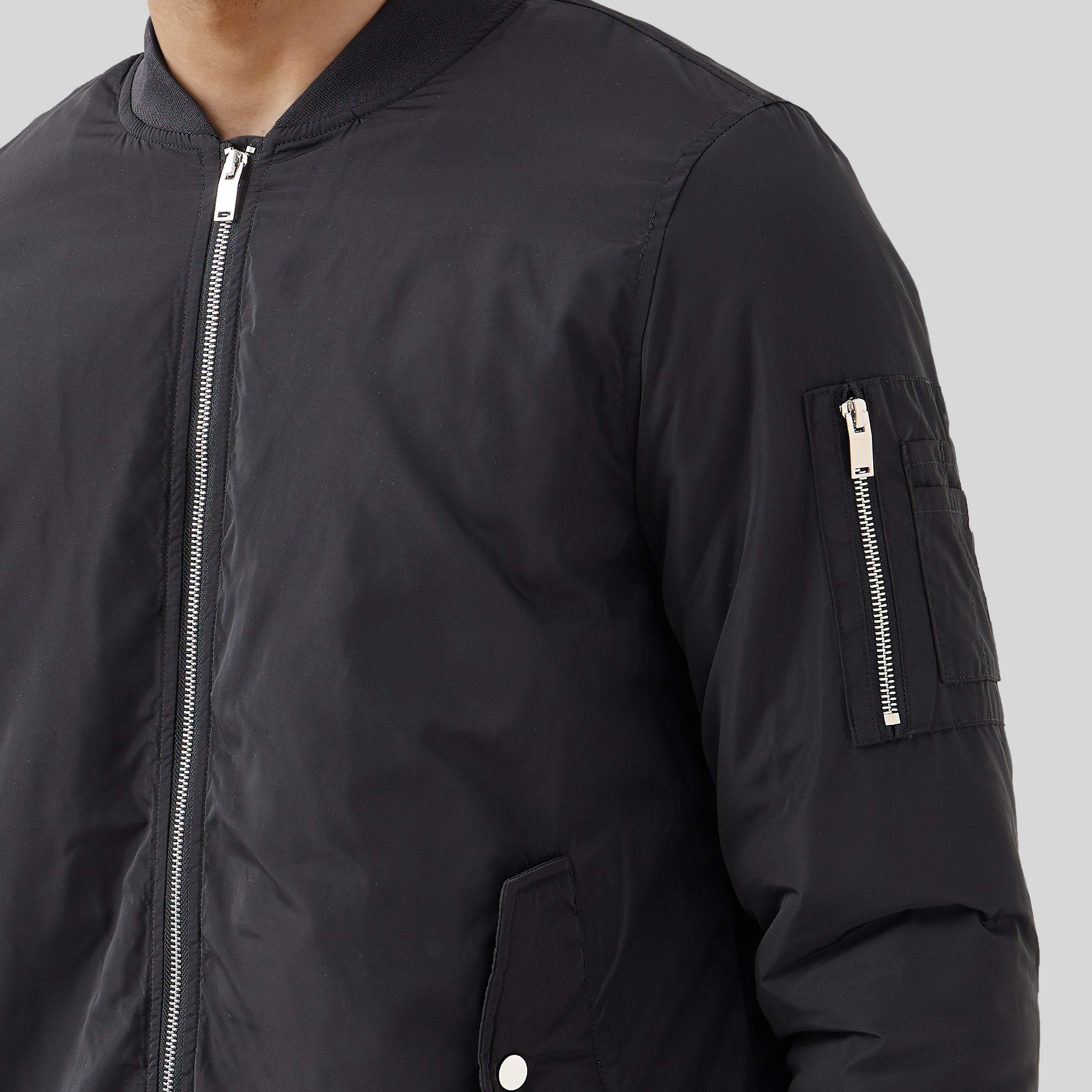 جاكيت بايكر خفيف الوزن بجيوب بسحاب-men-clothing-jacketsandblazers-jackets-image-16