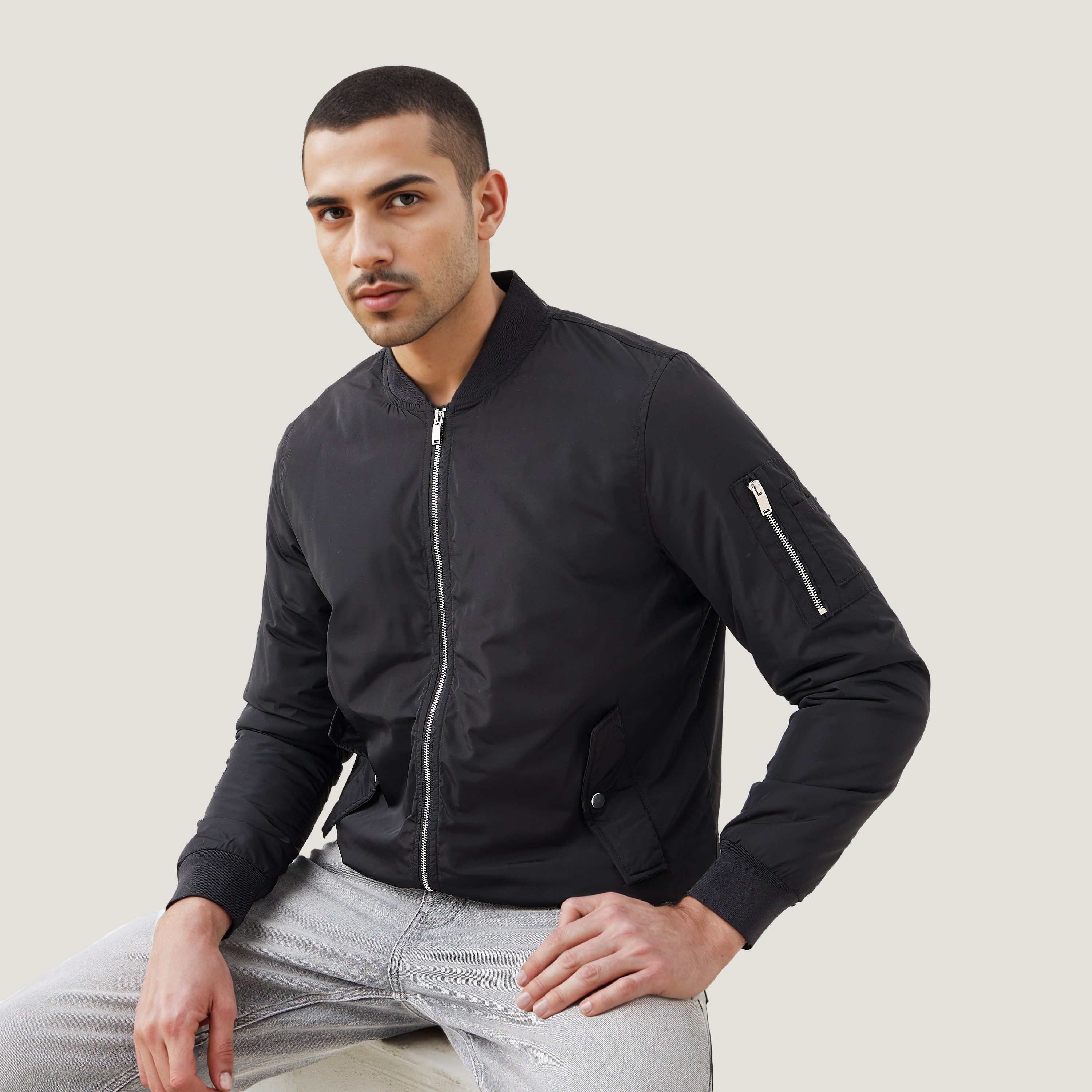 جاكيت بايكر خفيف الوزن بجيوب بسحاب-men-clothing-jacketsandblazers-jackets-image-17