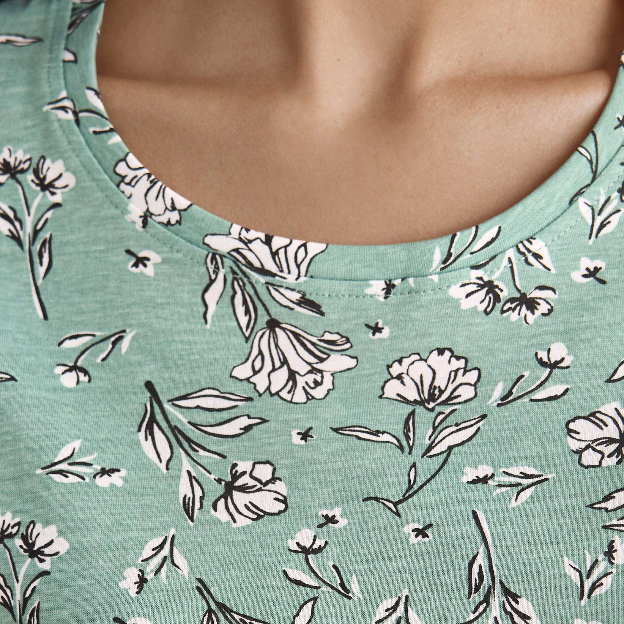Nighty Knee Length-women-clothing-nightwear-nighties-image-4