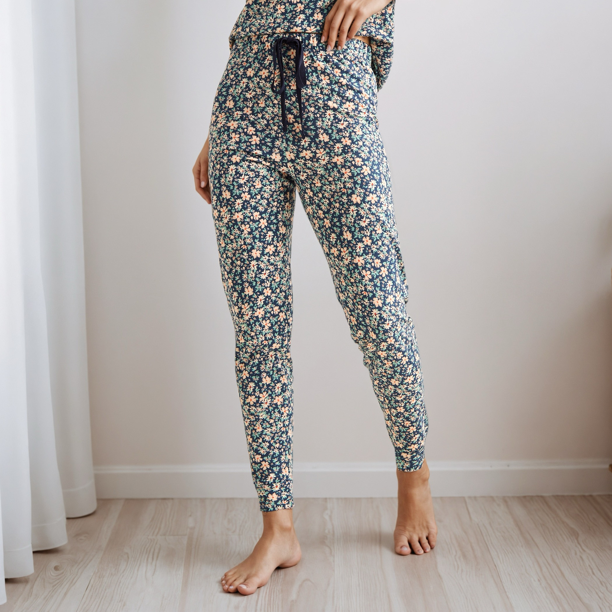 Pyjama Set T-shirt & Trousers-women-clothing-nightwear-pyjamas-longsets-image-4