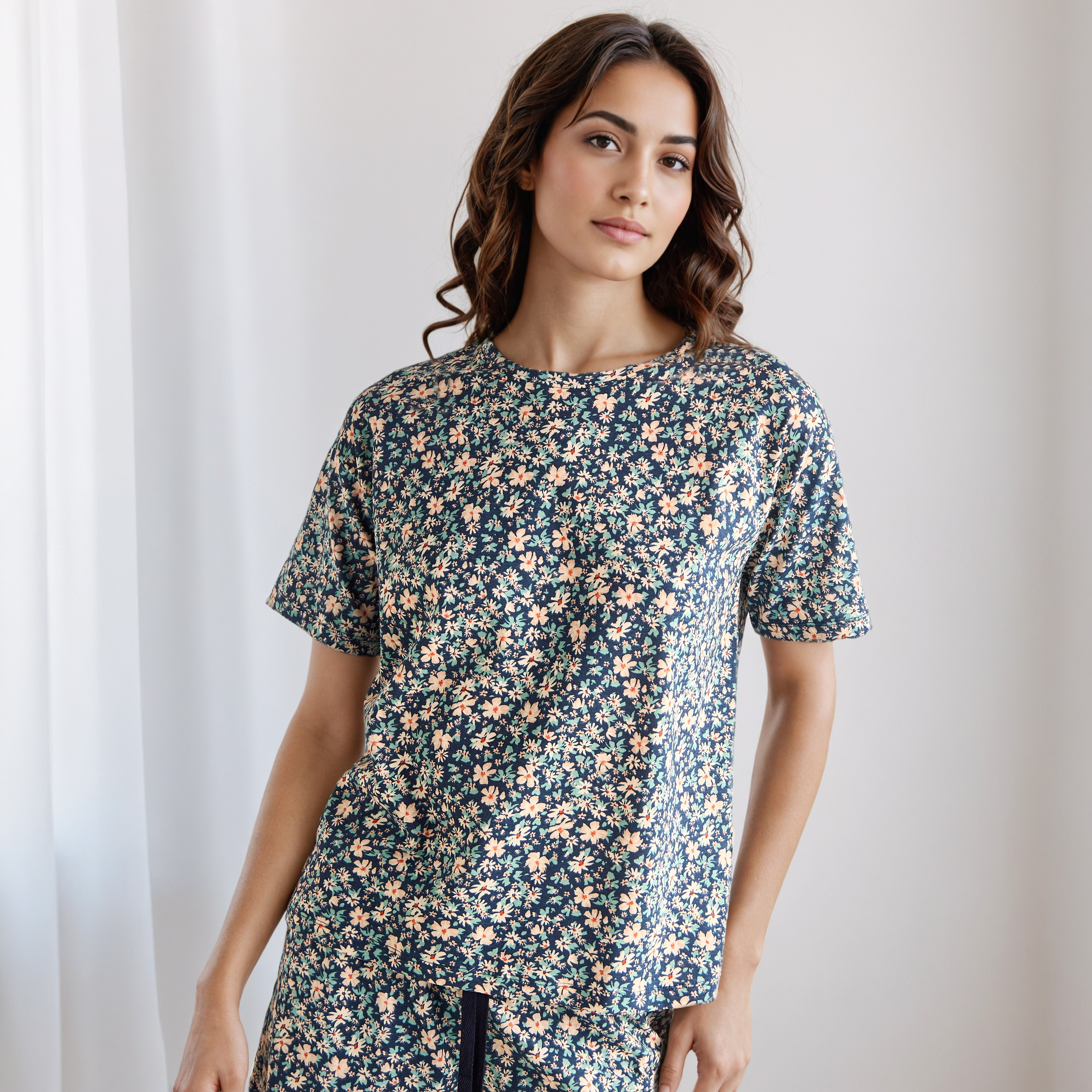 طقم شورت بيجاما وتيشيرت-women-clothing-nightwear-pyjamas-shortsets-image-2