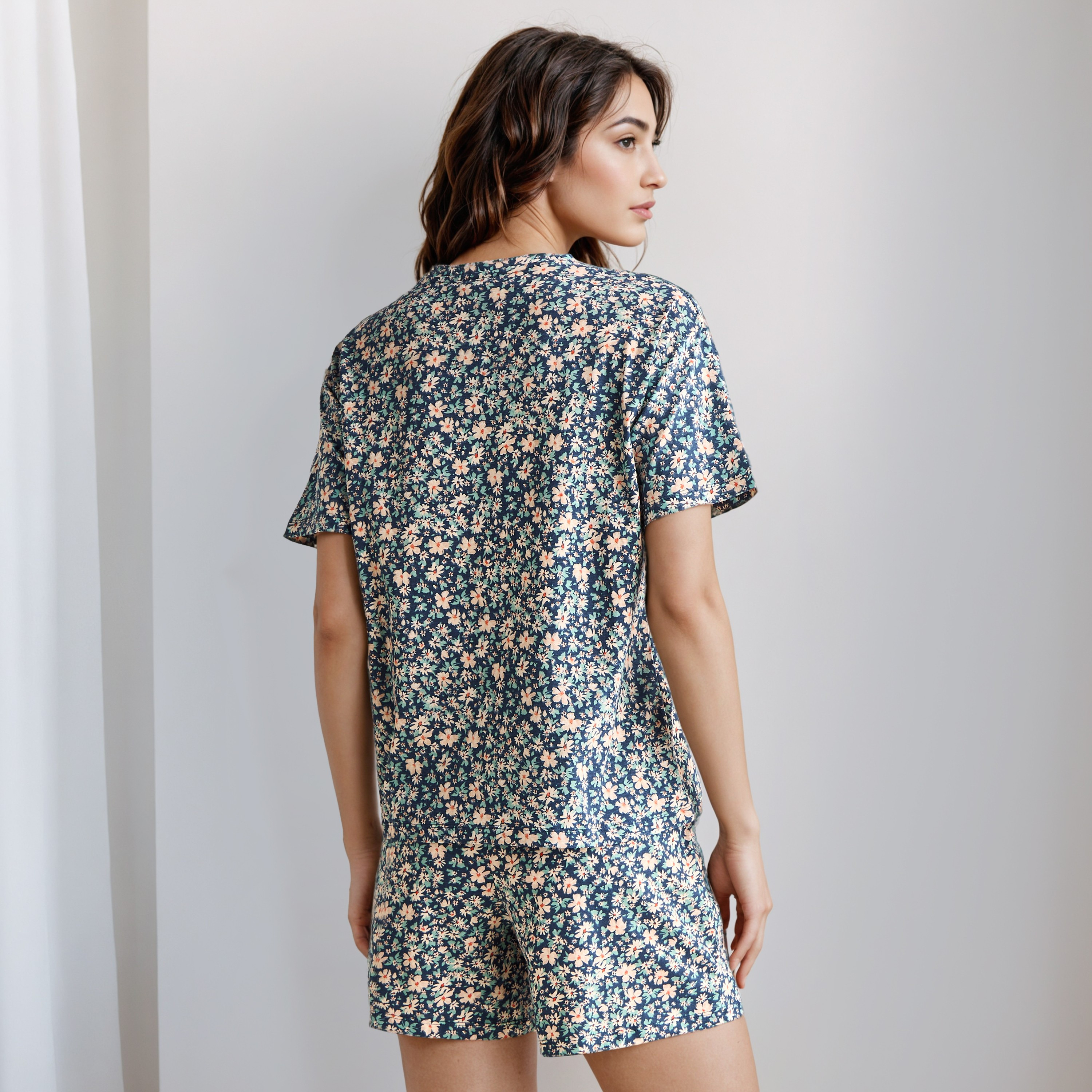 طقم شورت بيجاما وتيشيرت-women-clothing-nightwear-pyjamas-shortsets-image-3