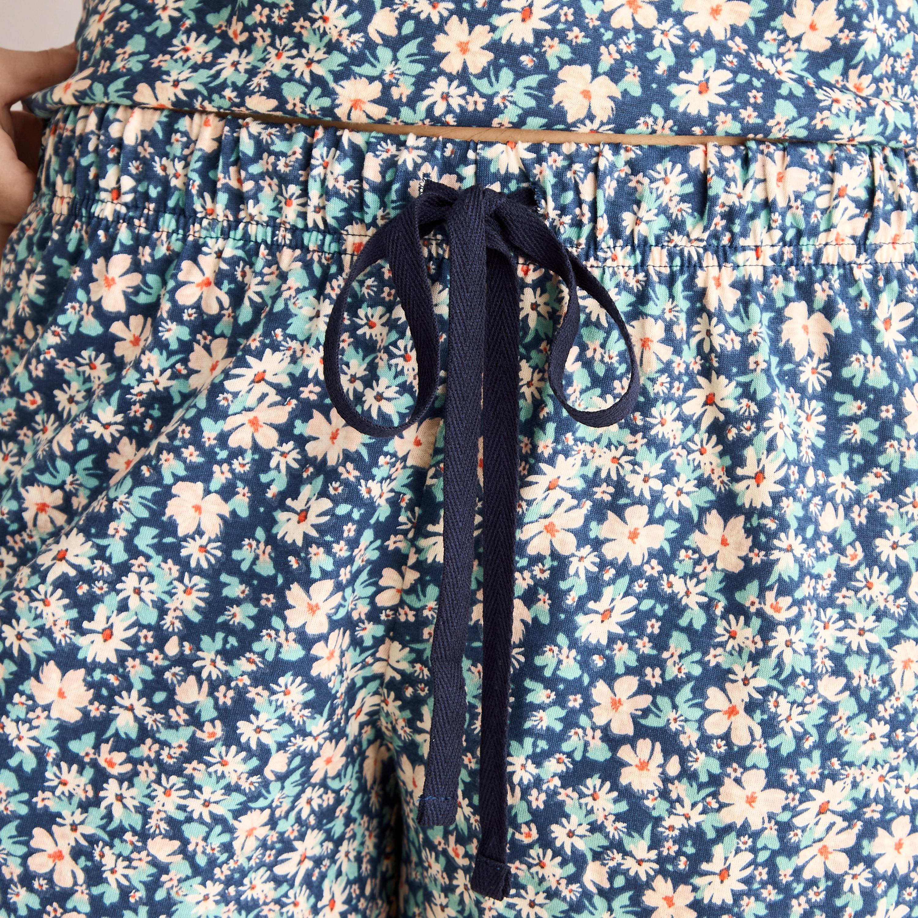 طقم شورت بيجاما وتيشيرت-women-clothing-nightwear-pyjamas-shortsets-image-5