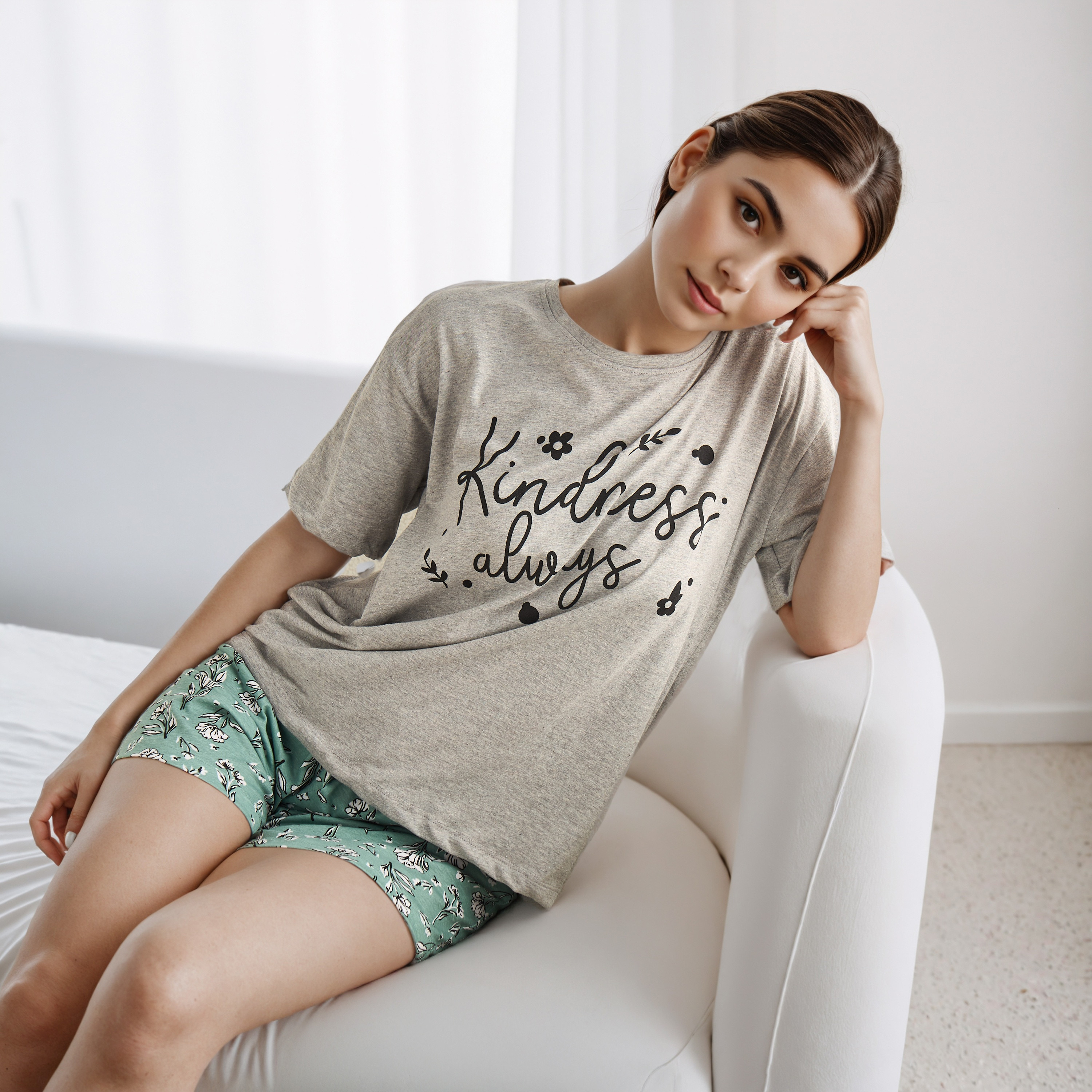 طقم شورت بيجاما وتيشيرت-women-clothing-nightwear-pyjamas-shortsets-image-6