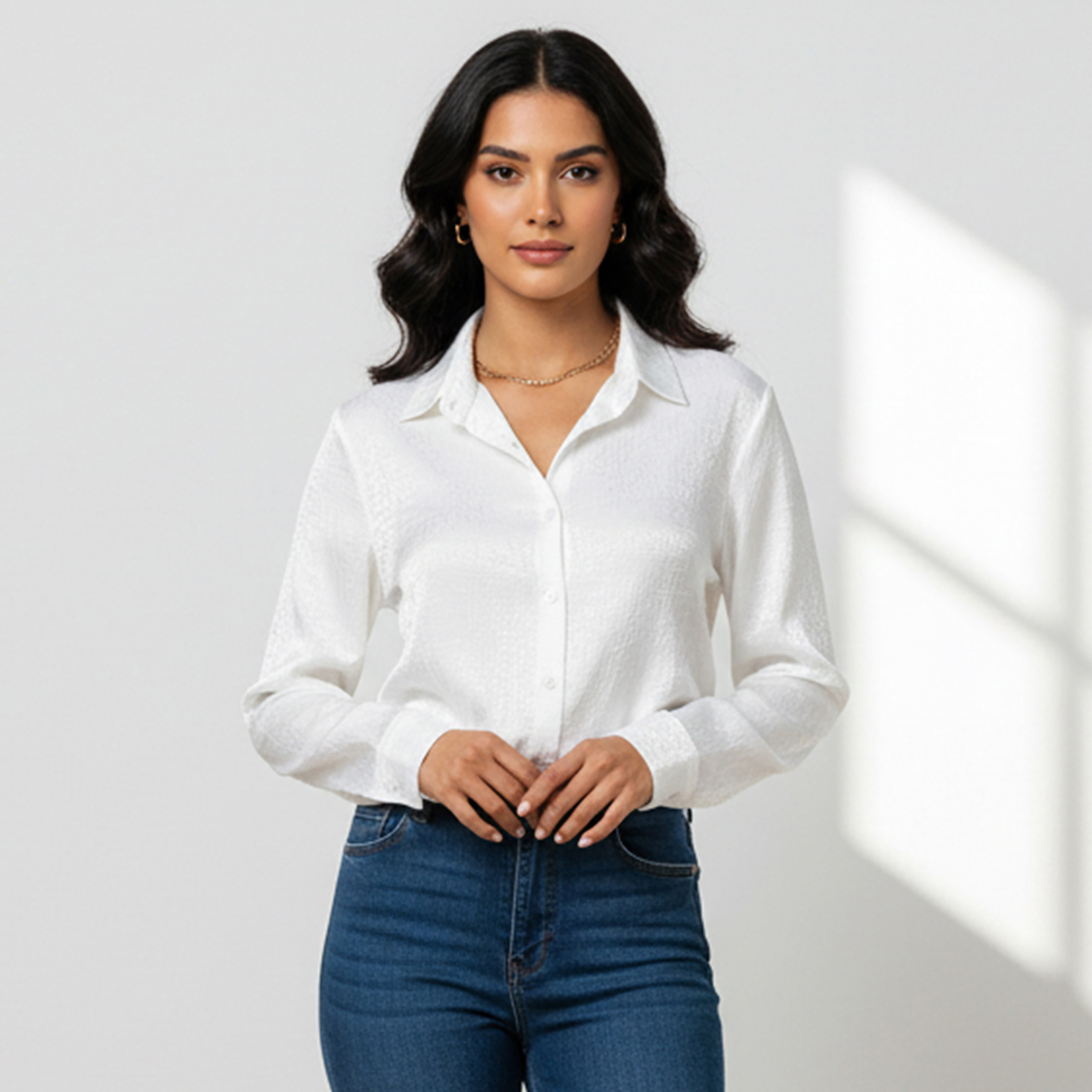 قميص فيسكوز بارز الملمس بقصة عادية وياقة-women-clothing-shirtsandblouses-shirts-image-1
