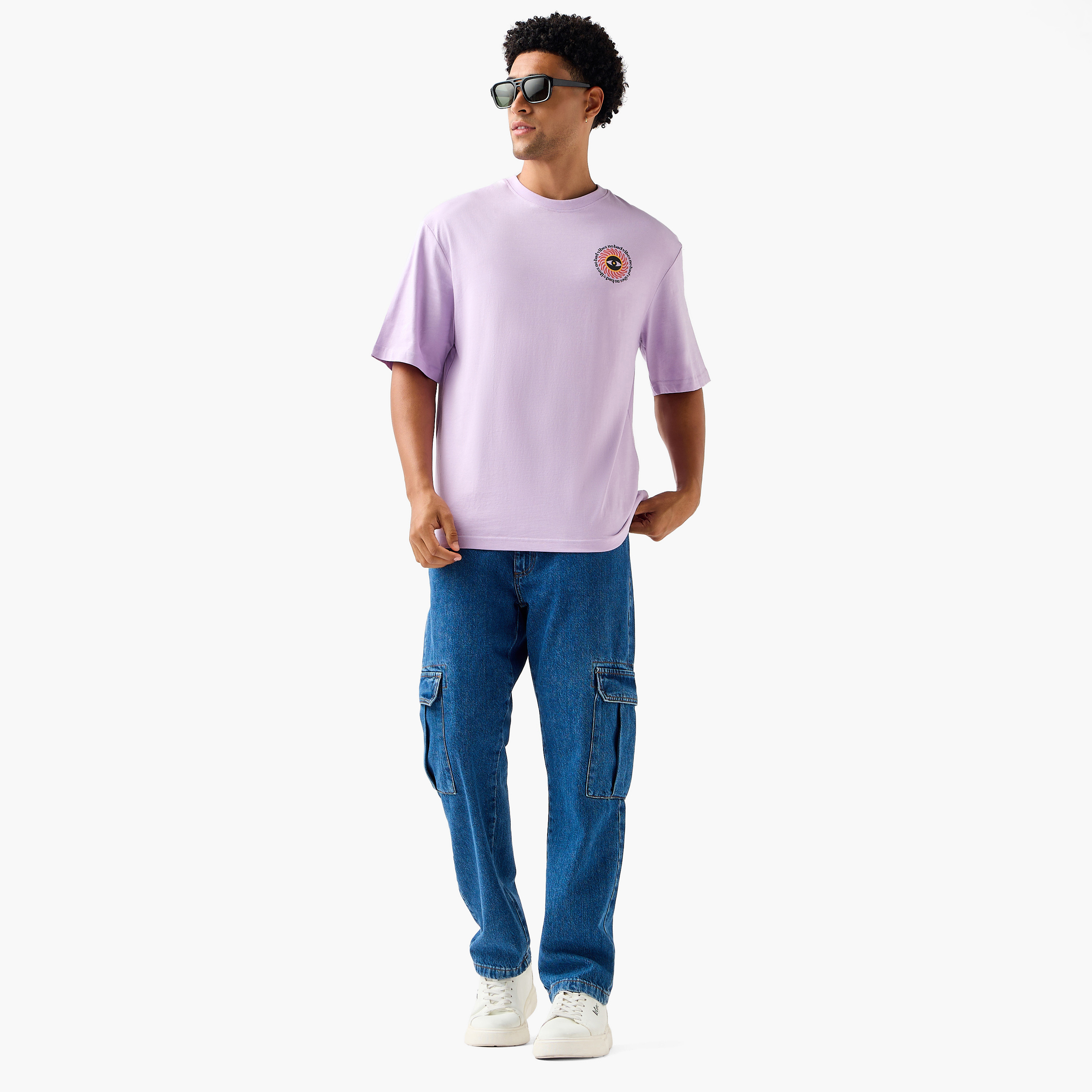 Men Boxy Fit Crew Neck Short Sleeves Graphic Print T-Shirt-men-clothing-tshirtsandpolos-tshirts-image-2