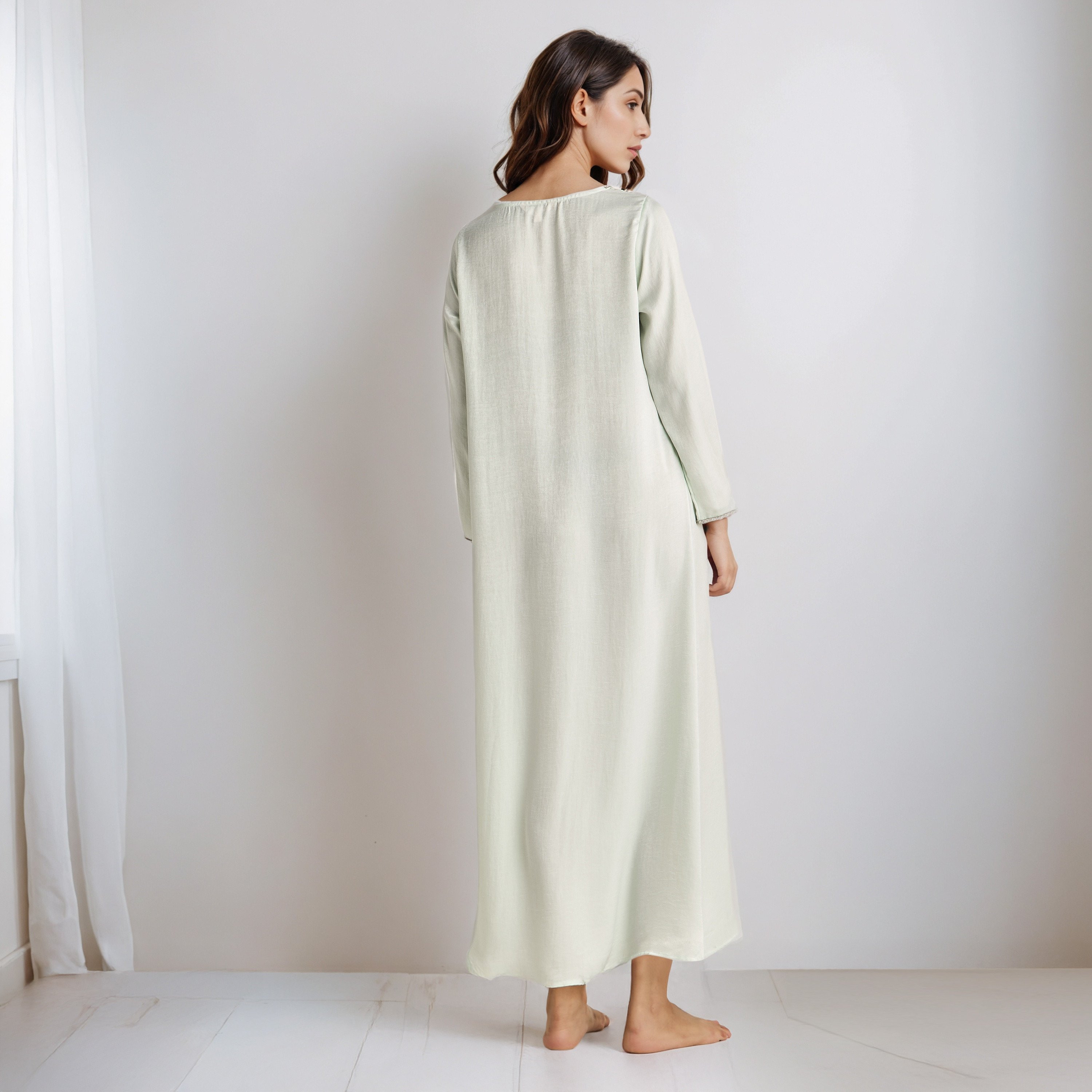 قميص نوم طويل برقبة V-women-clothing-nightwear-nighties-image-3