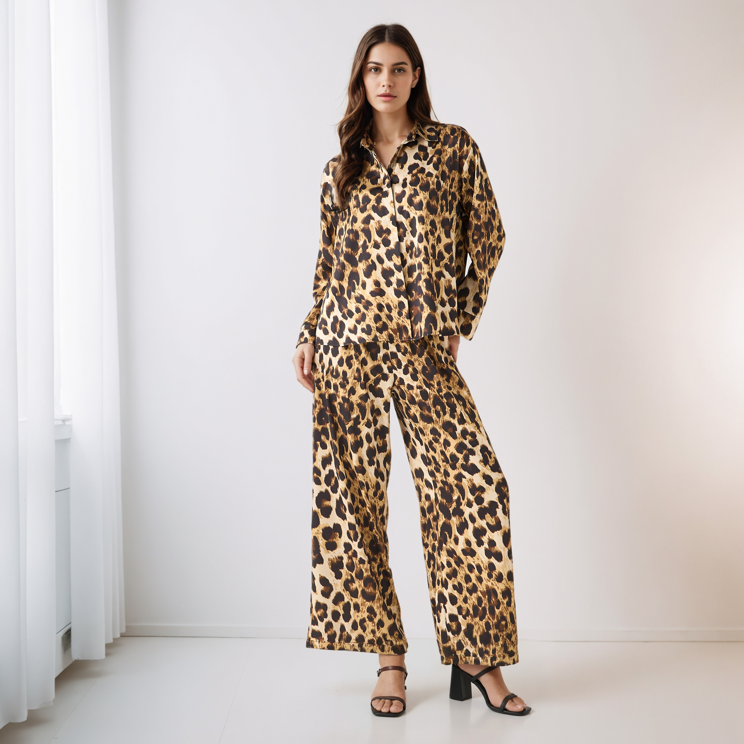 طقم منسق قميص وبنطلون واسع الساق-women-clothing-coordsets-image-1