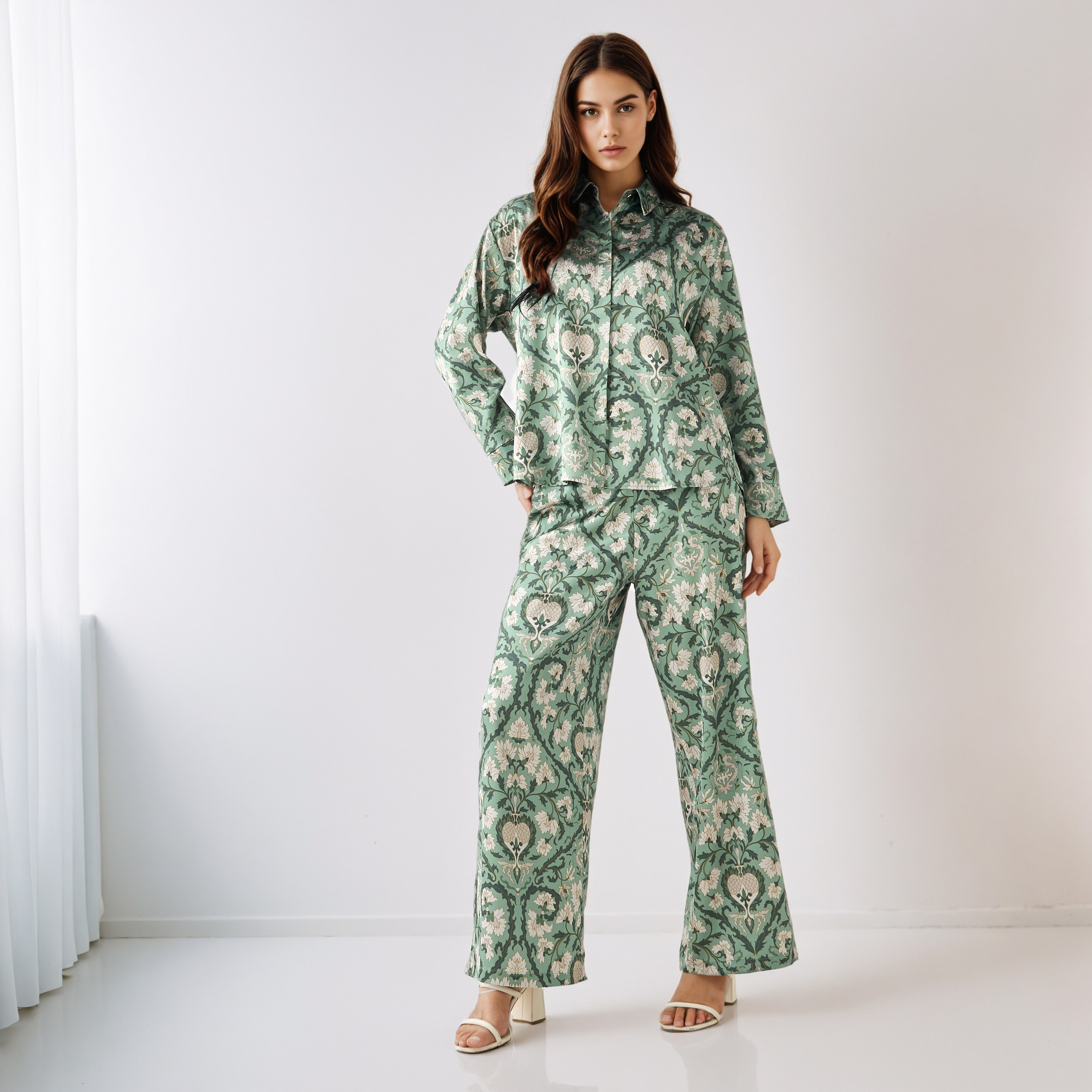 طقم منسق قميص وبنطلون واسع الساق-women-clothing-coordsets-image-1