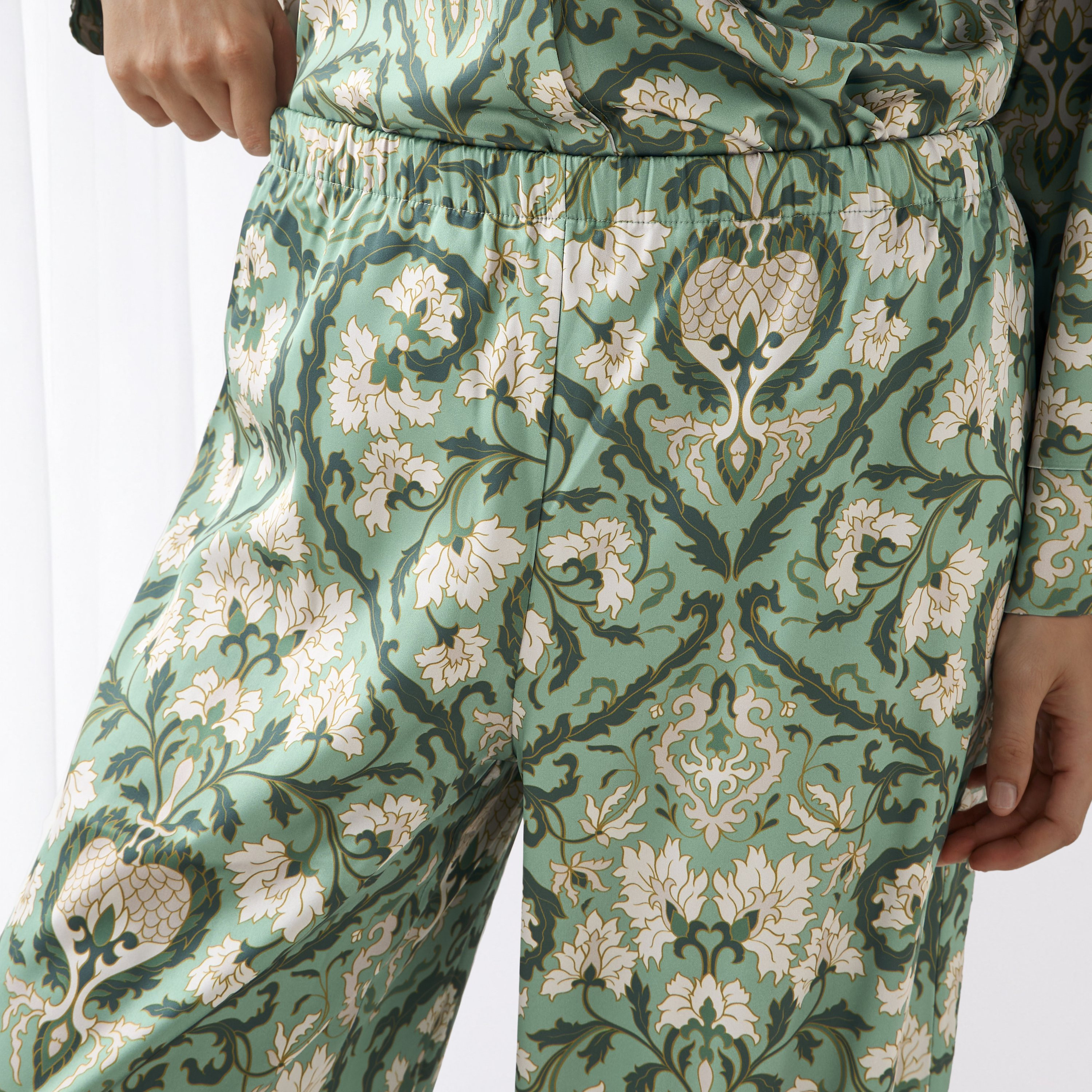 طقم منسق قميص وبنطلون واسع الساق-women-clothing-coordsets-image-5