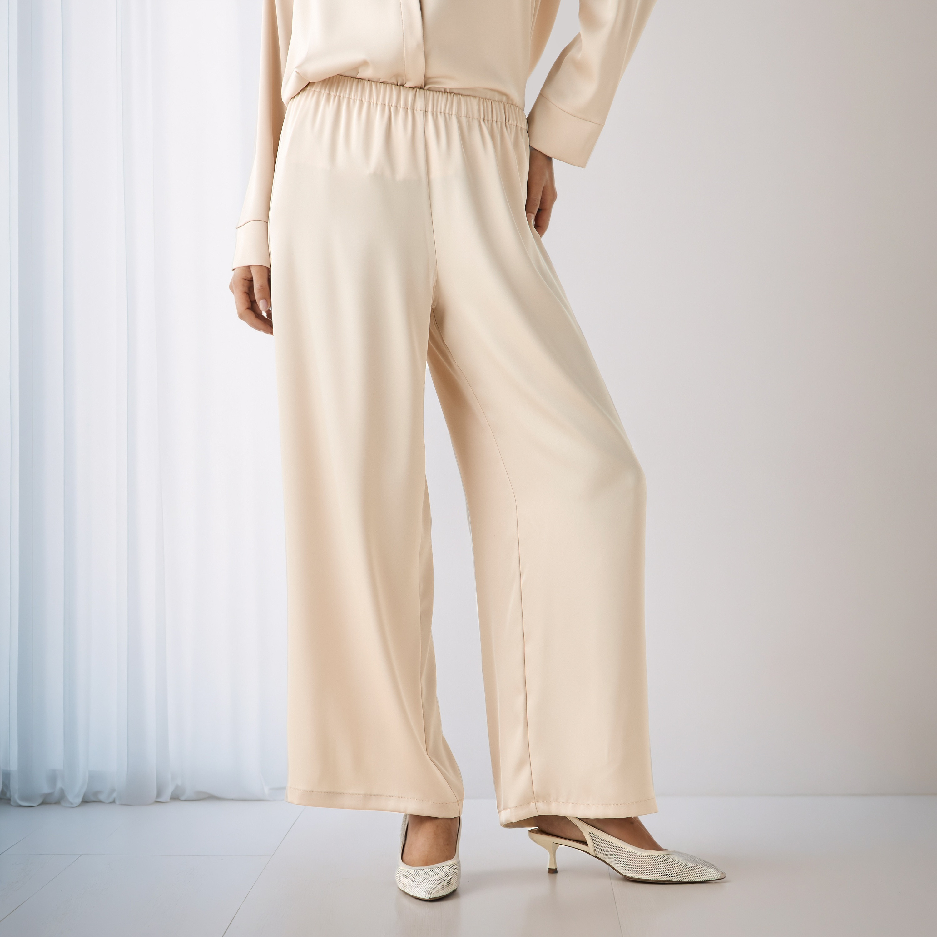طقم منسق قميص وبنطلون واسع الساق-women-clothing-coordsets-image-4