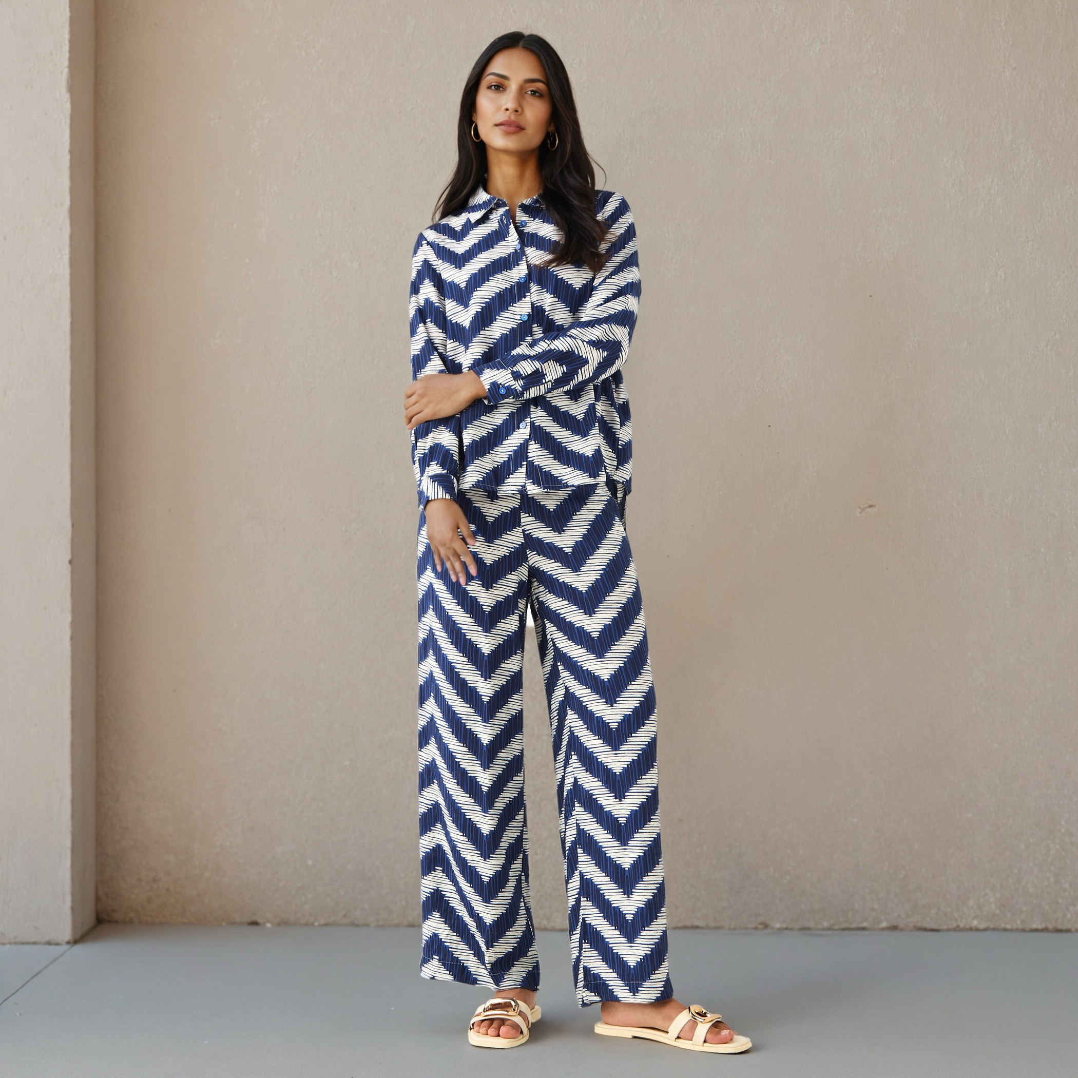 طقم قميص وبنطلون واسع الساقين-women-clothing-coordsets-image-1