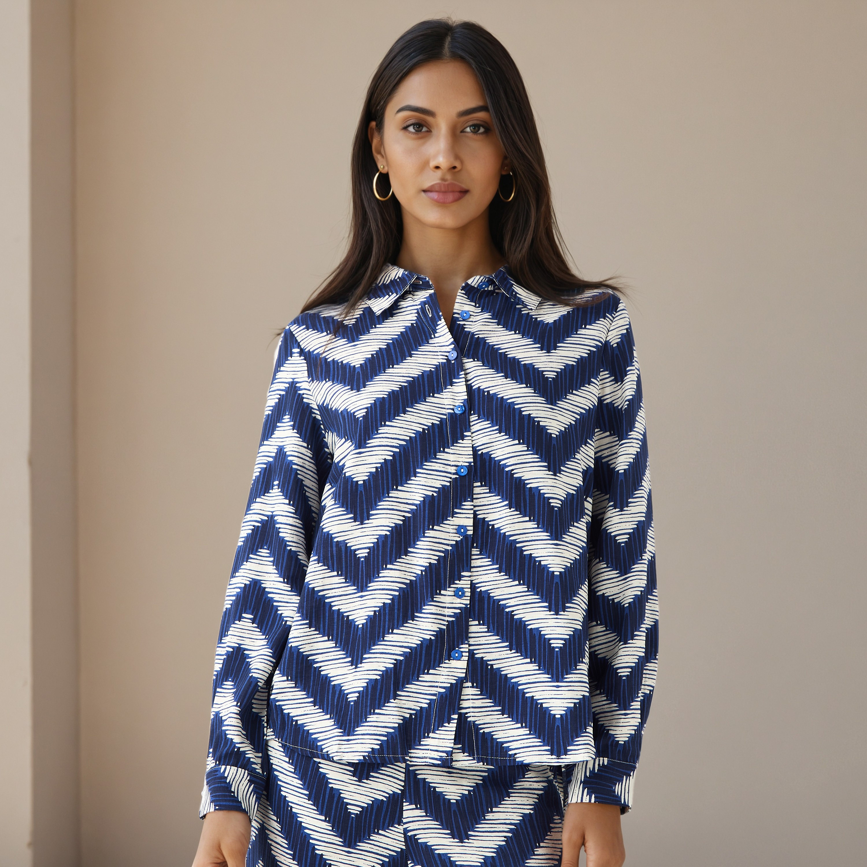 طقم قميص وبنطلون واسع الساقين-women-clothing-coordsets-image-2