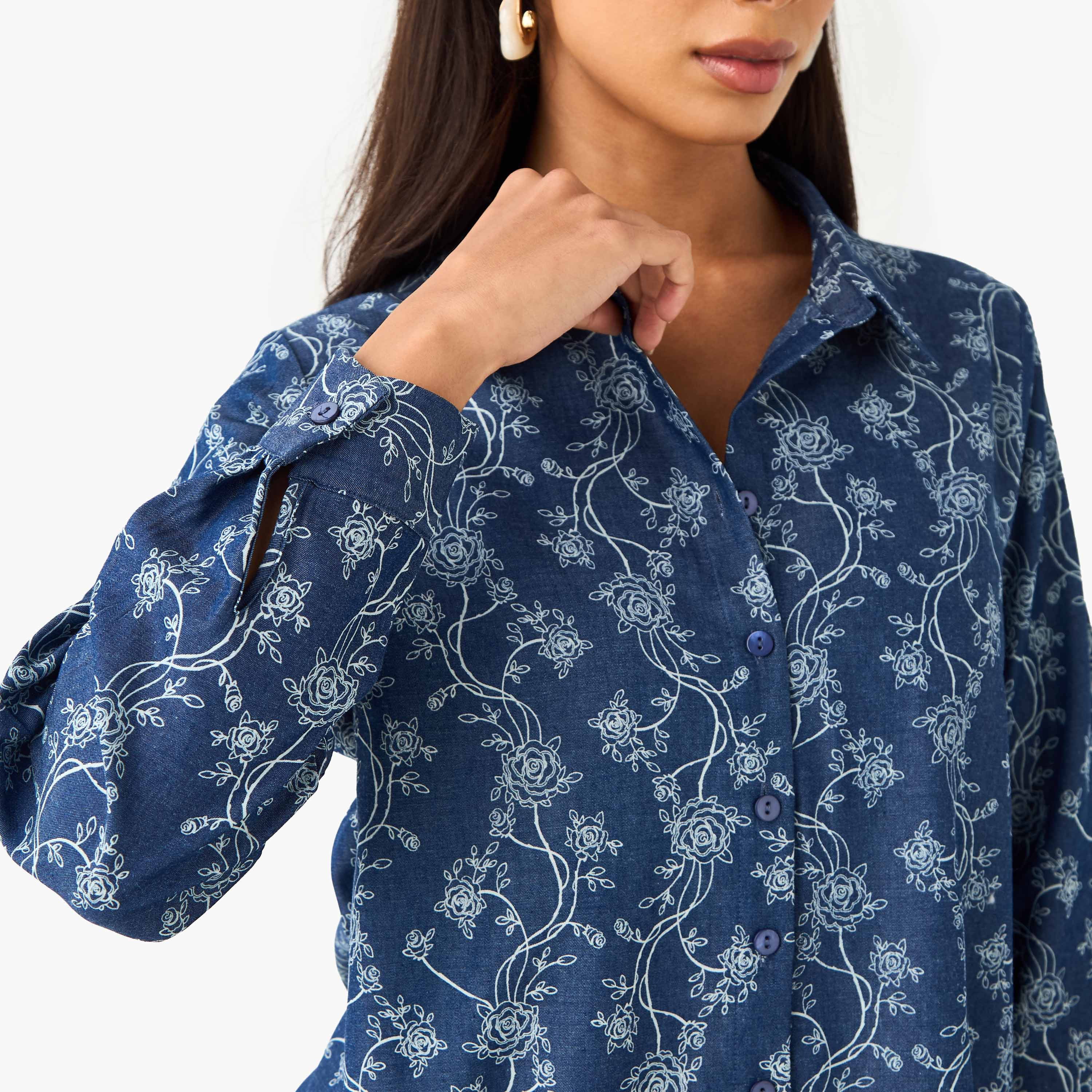 طقم دينيم منسق من قميص وبنطلون بأرجل واسعة-women-clothing-coordsets-image-5