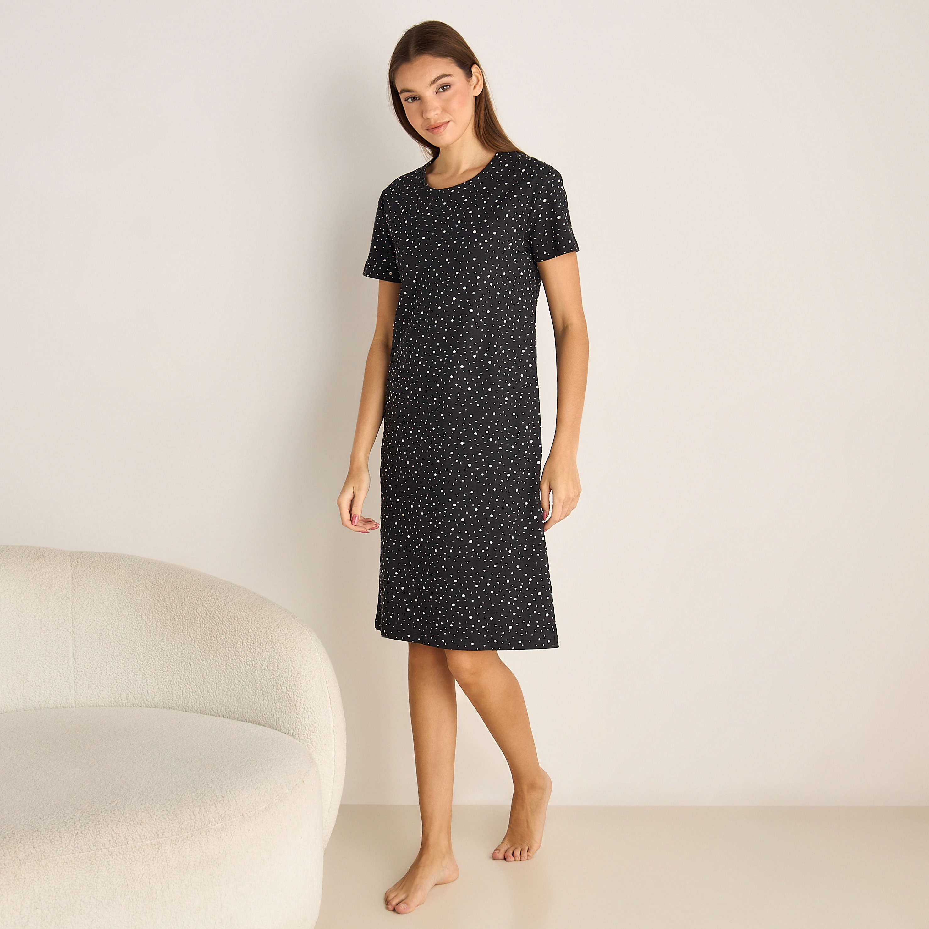 قميص نوم بطبعات وأكمام قصيرة-women-clothing-nightwear-nighties-image-2