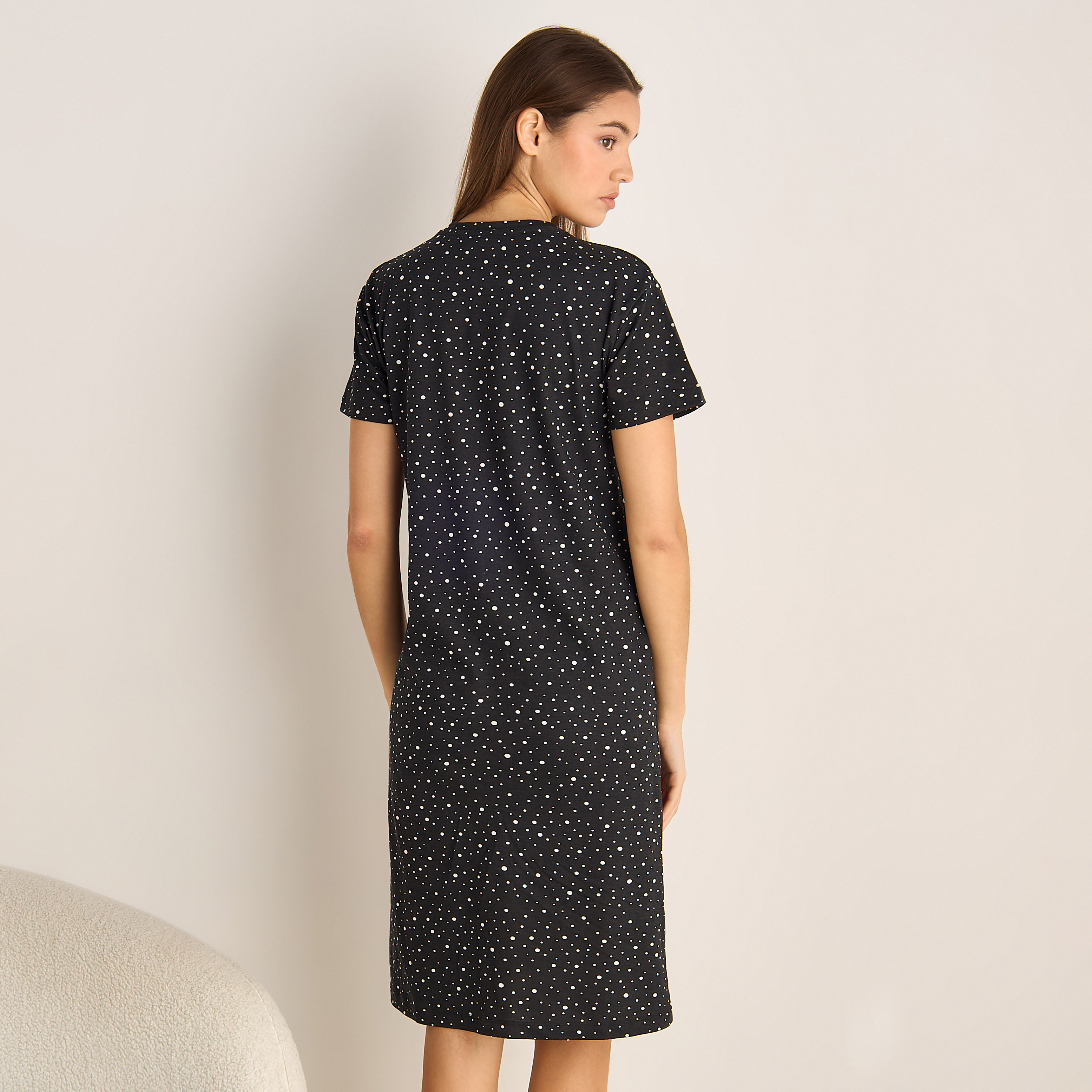 قميص نوم بطبعات وأكمام قصيرة-women-clothing-nightwear-nighties-image-3