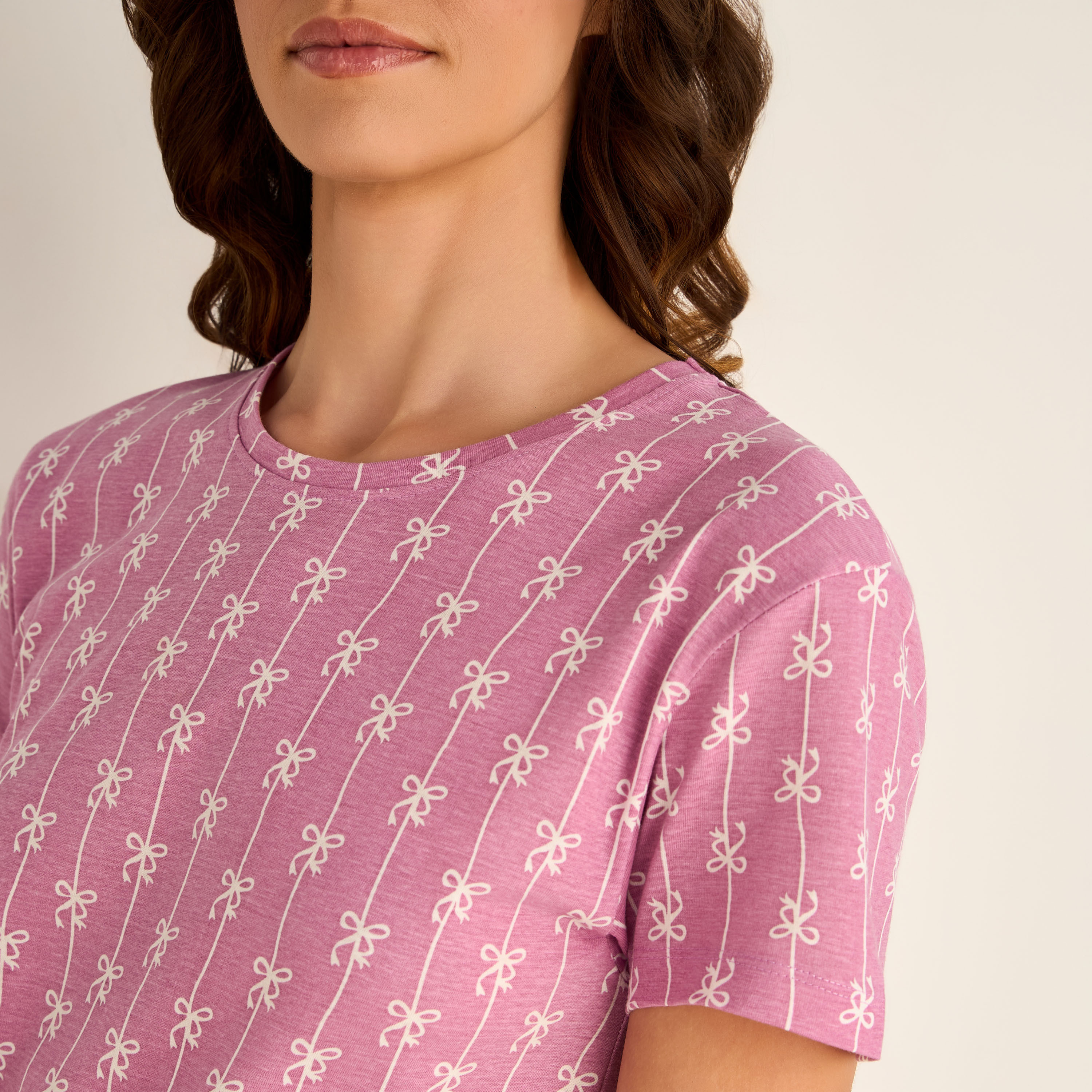 قميص نوم بطبعات وأكمام قصيرة-women-clothing-nightwear-nighties-image-3