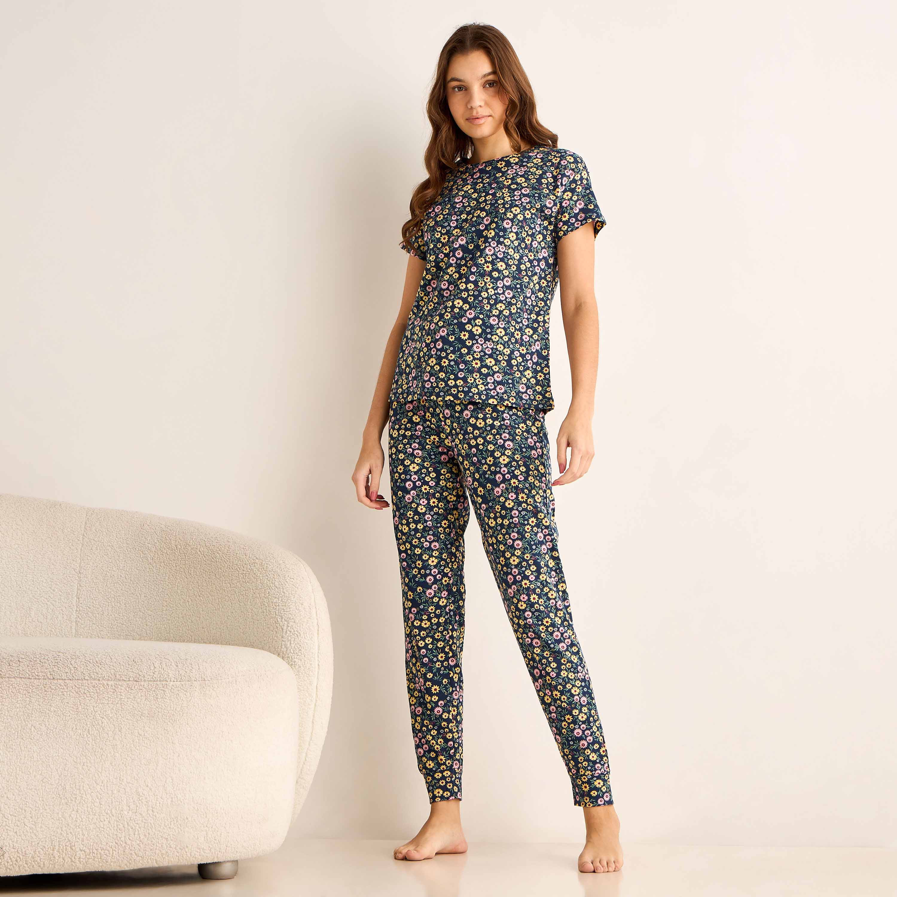 Pyjama Set Printed T-shirt & Pyjama-women-clothing-nightwear-pyjamas-longsets-image-1