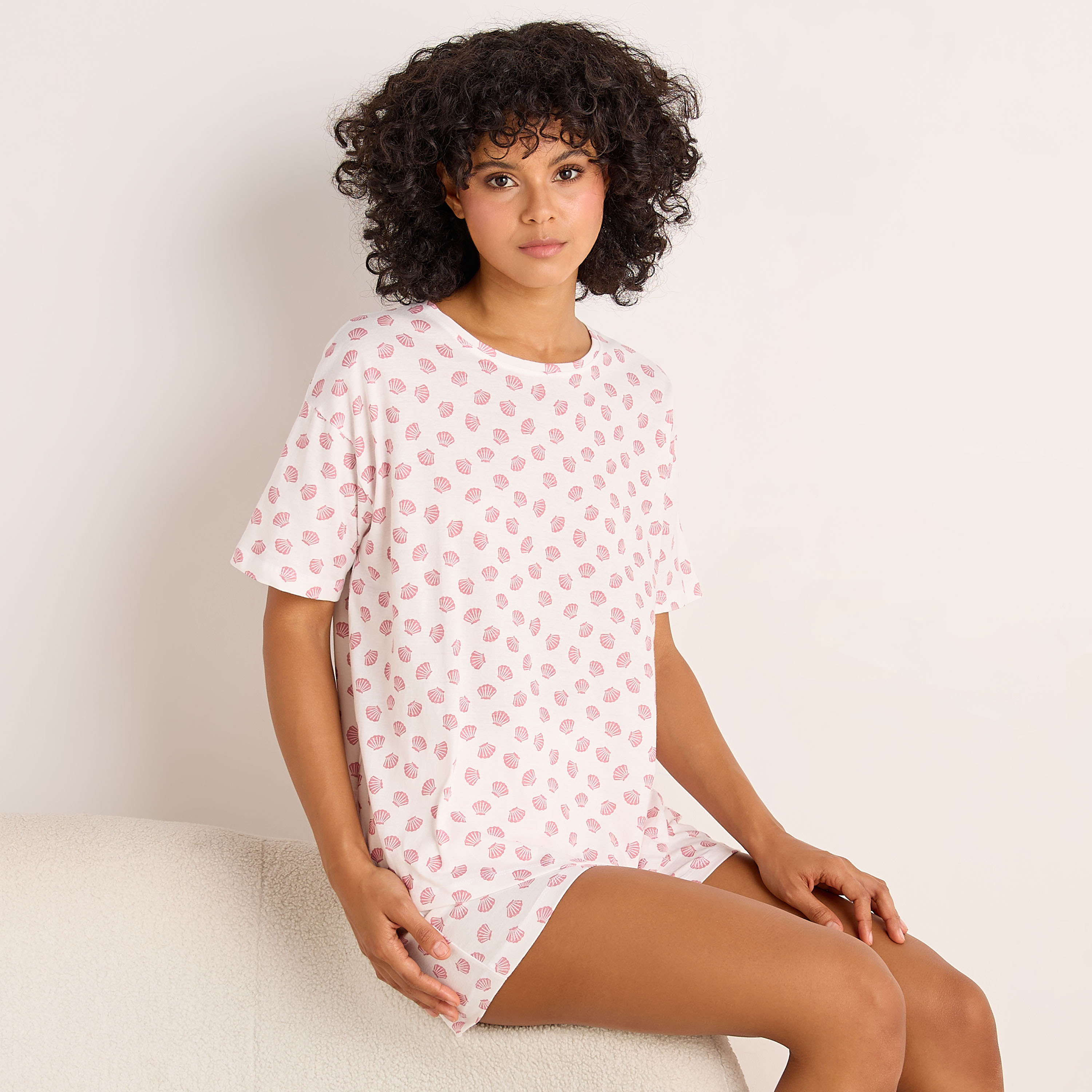 طقم بيجاما شورت تيشيرت مع شورت-women-clothing-nightwear-pyjamas-shortsets-image-5