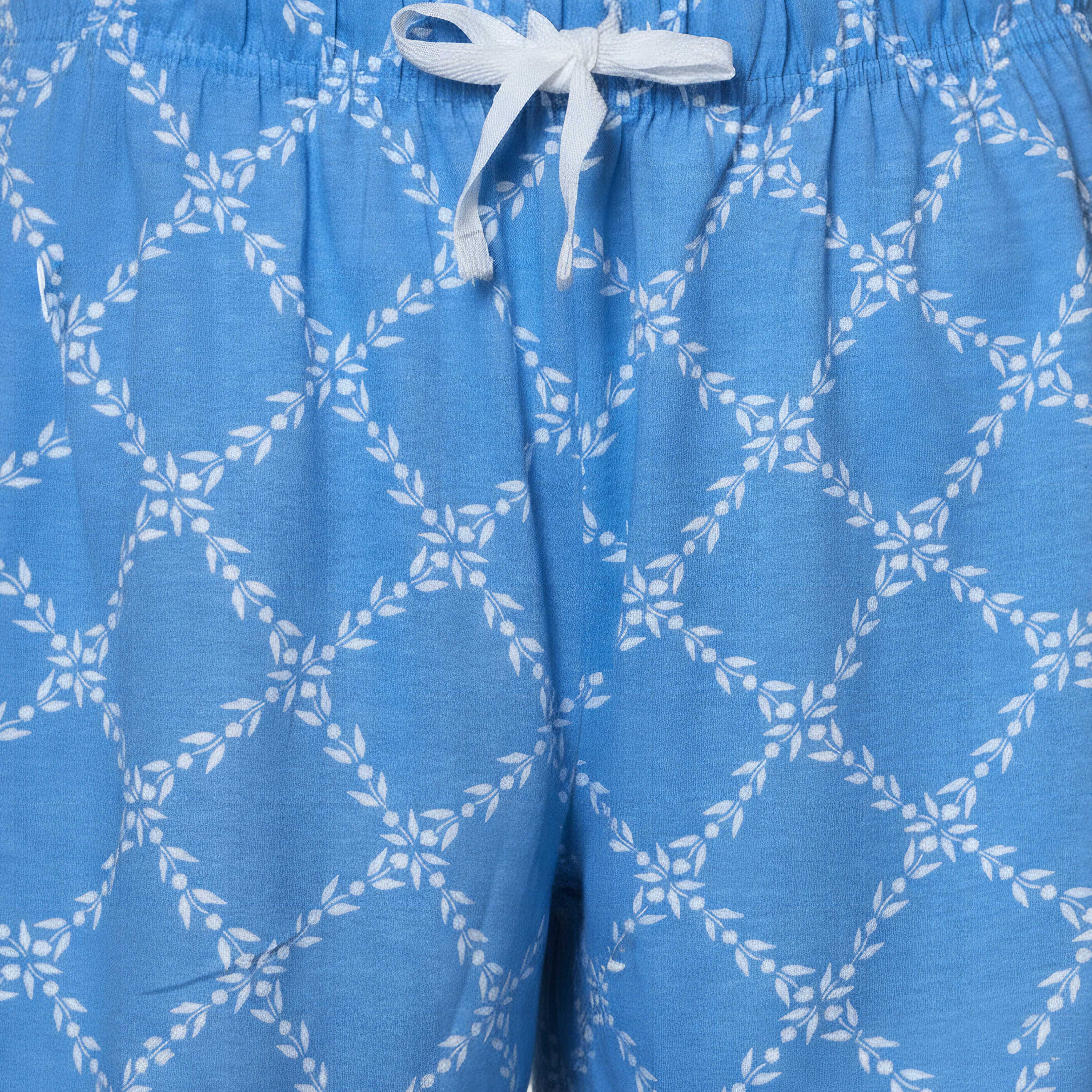 طقم بيجاما تيشيرت وشورت بطبعات-women-clothing-nightwear-pyjamas-shortsets-image-1