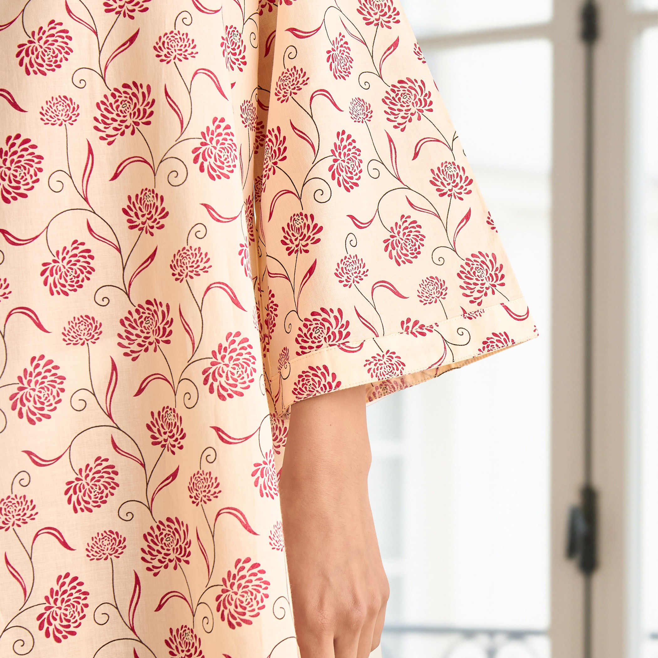 فستان نوم قطن بأكمام طويلة وطبعات-women-clothing-nightwear-nighties-image-4