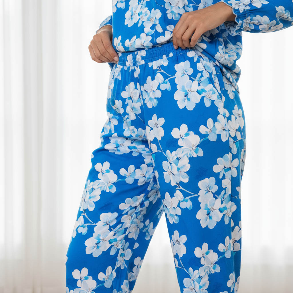 Pyjama Set Top & Trousers-women-clothing-nightwear-pyjamas-longsets-image-6