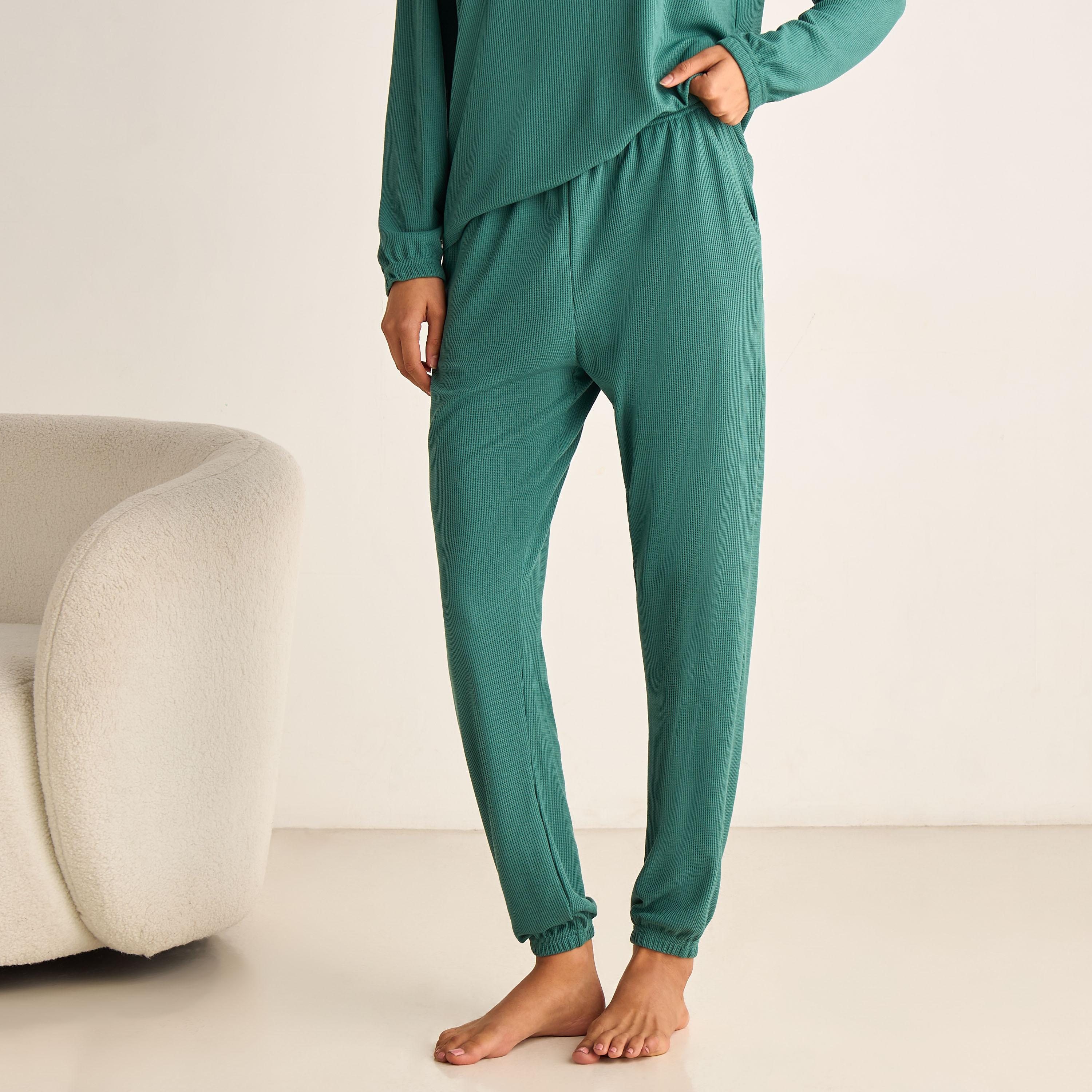 Pyjama Set Top & Pants-women-clothing-nightwear-pyjamas-longsets-image-5