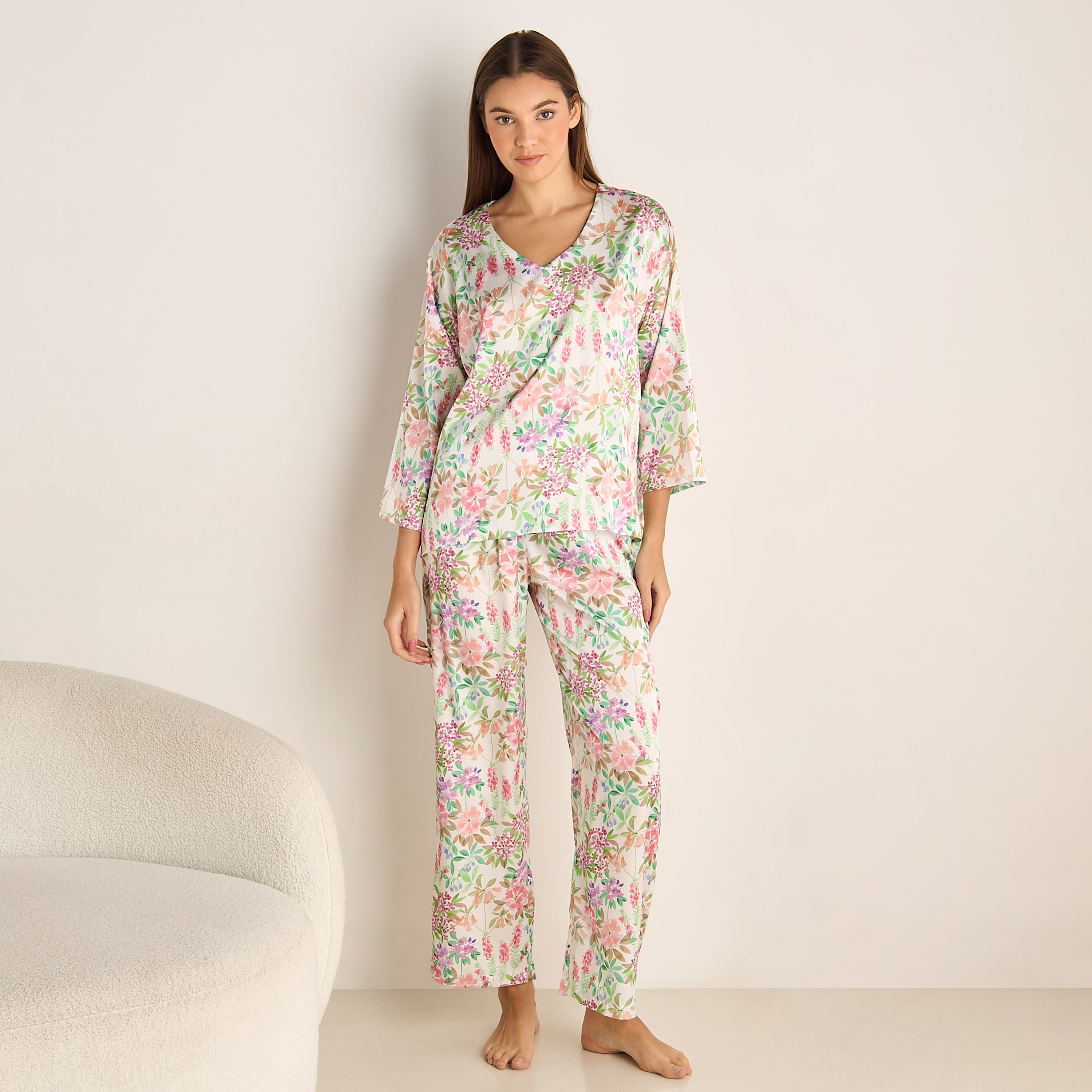 طقم بنطلون وبلوزة بيجاما بياقة V-women-clothing-nightwear-pyjamas-longsets-image-6