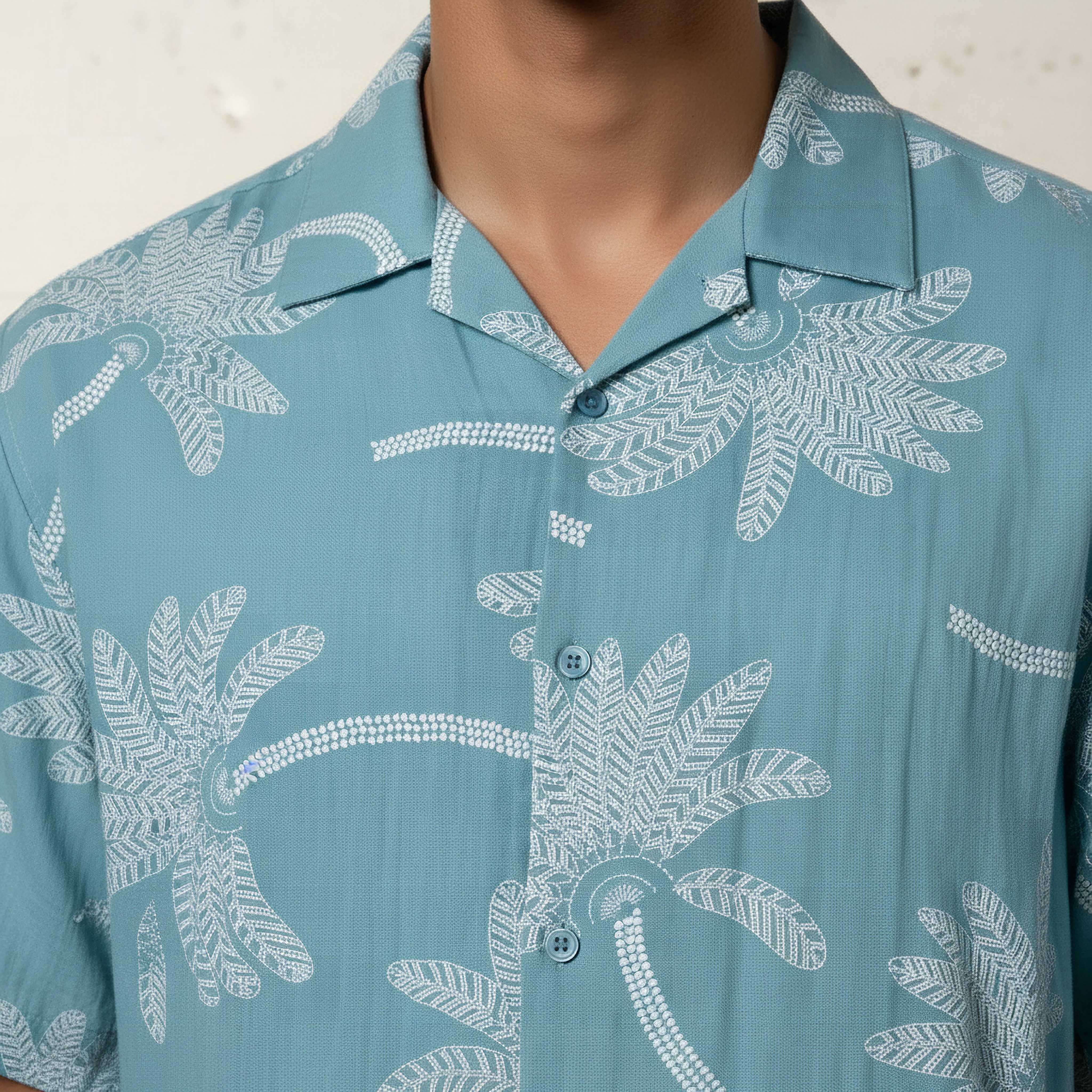 Men Camp Collar Palm Tree Print Short Sleeves Resort Shirt-men-clothing-shirts-image-4