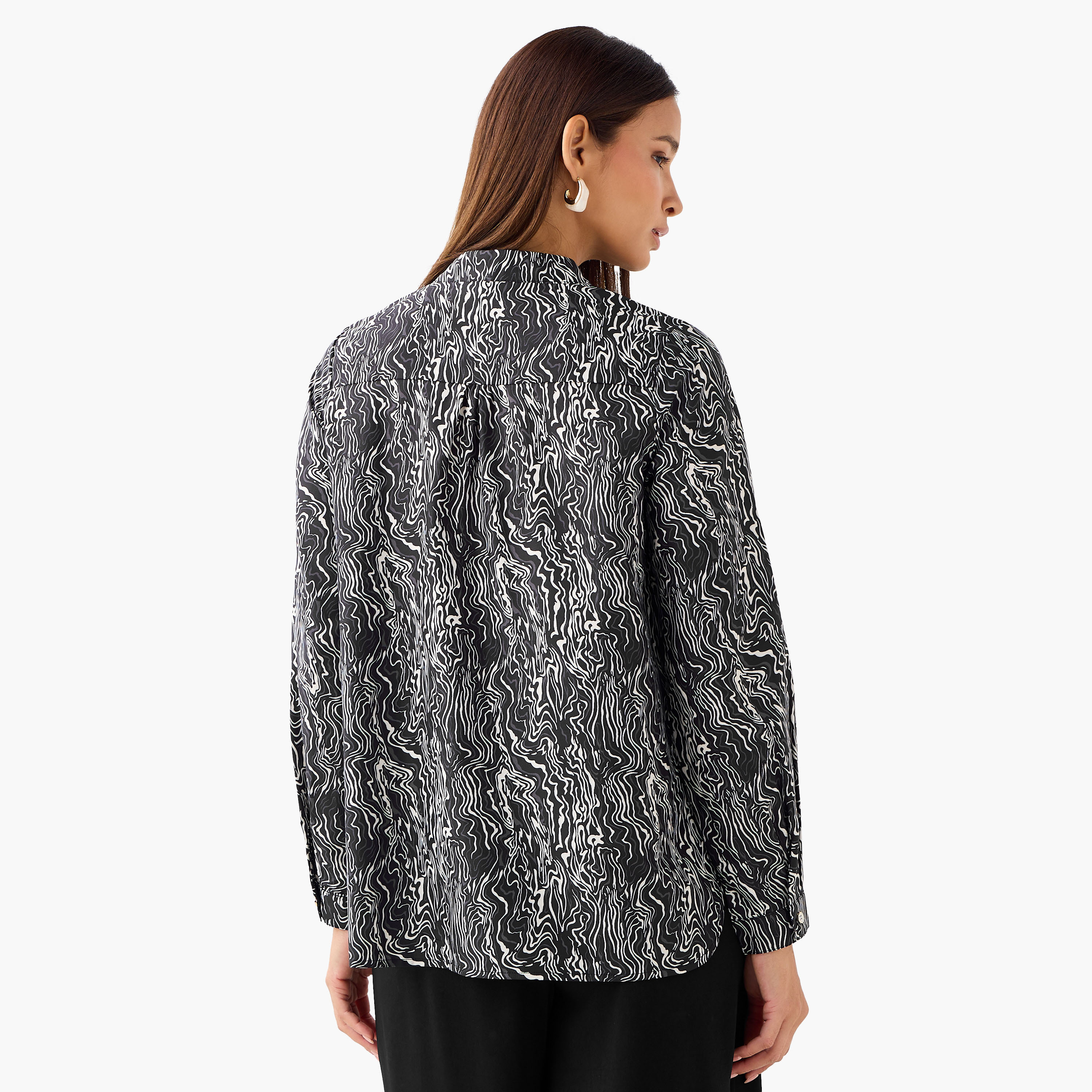 قميص بقصة عادية وياقة ماندارين وطبعات-women-clothing-shirtsandblouses-shirts-image-4