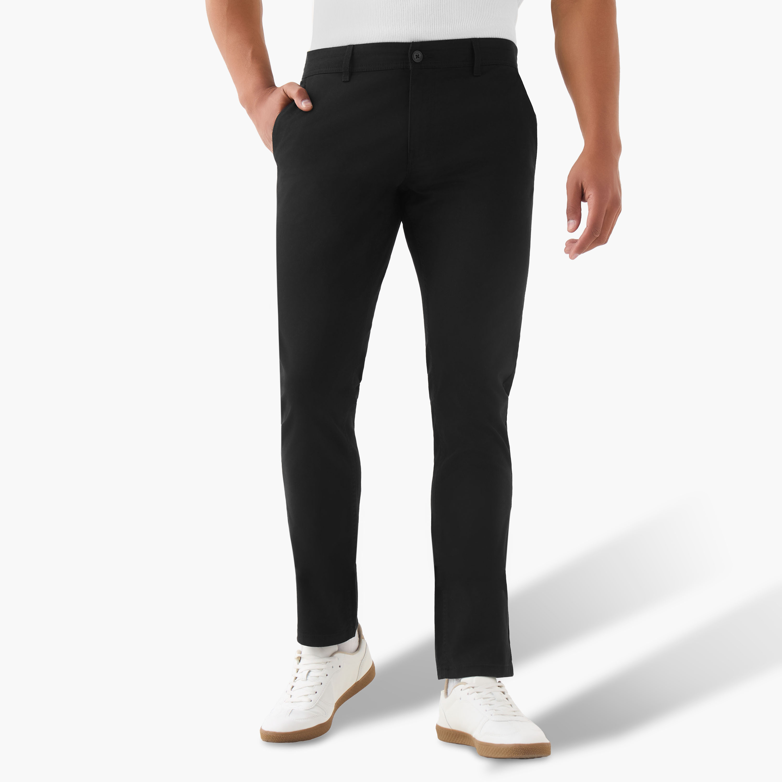 بنطلون تشينو بخصر مرن وقصة عادية من سبلاش فاف - مجموعة من 2-men-clothing-bottoms-trousersandchinos-chinos-image-2