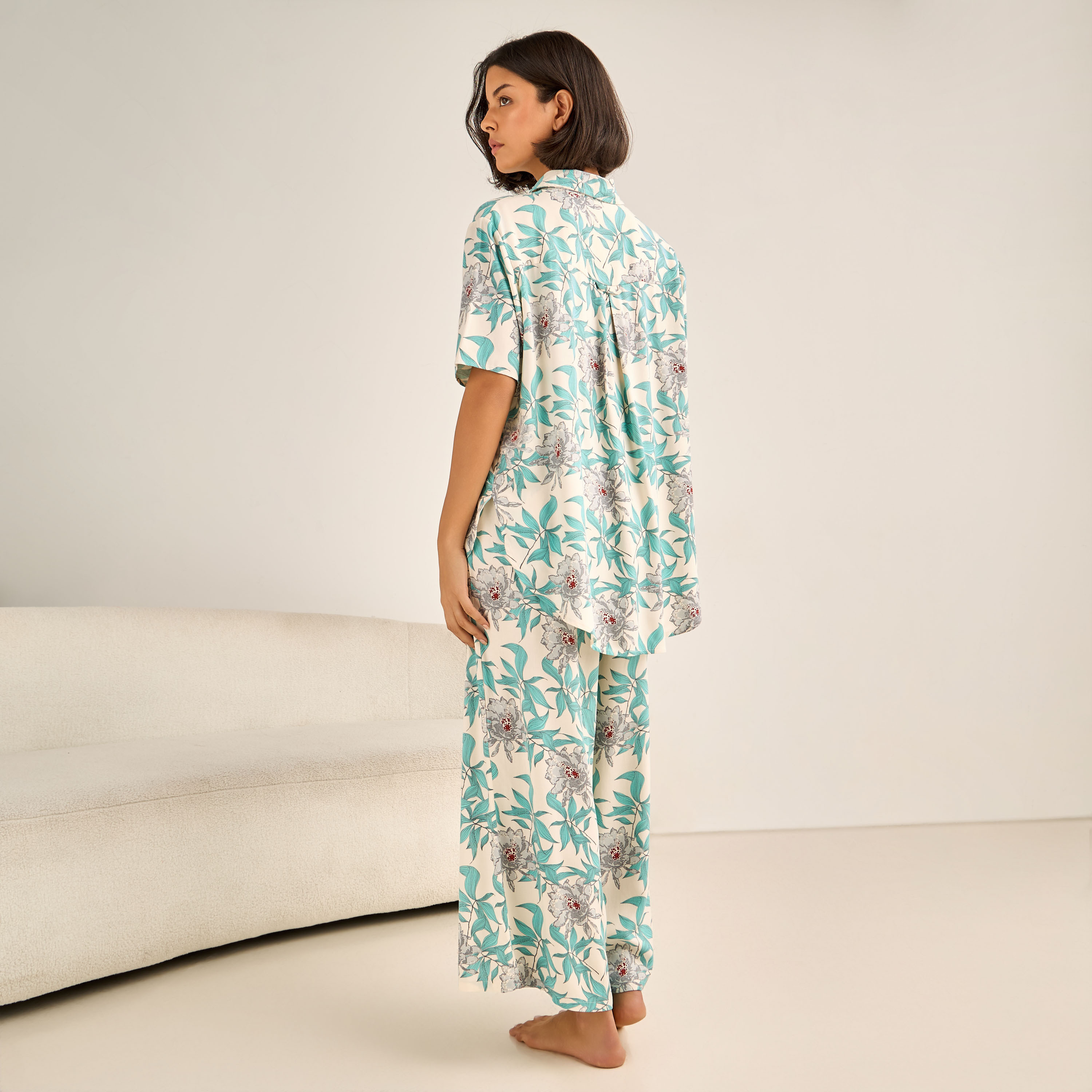 طقم بيجاما بقميص بأزرار وبنطلون من أدارايا-women-clothing-nightwear-pyjamas-longsets-image-3