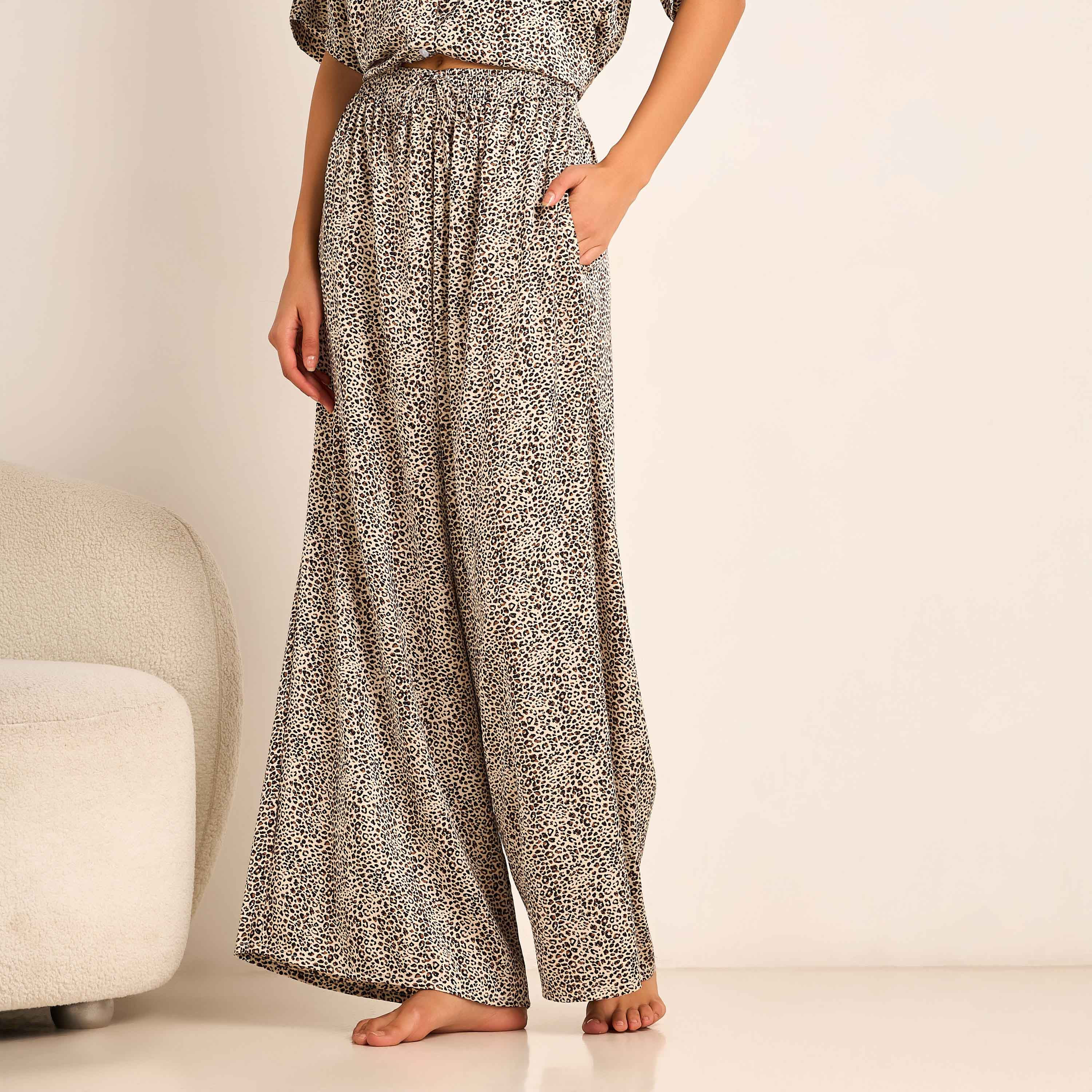 Aadaraya Pyjama Set Button-Down Shirt & Trousers-women-clothing-nightwear-pyjamas-longsets-image-4