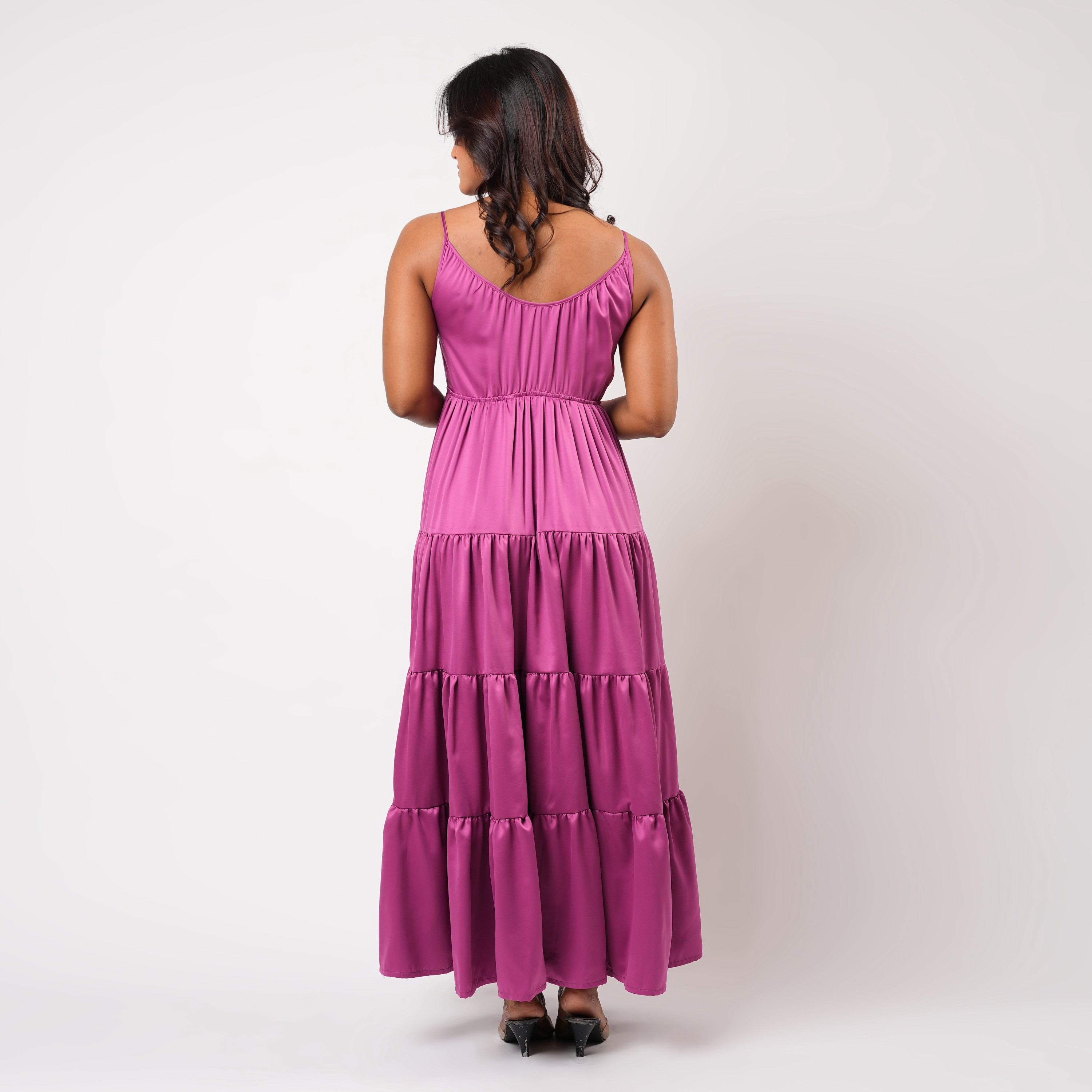 فستان نوم ماكسي بدون أكمام متعدد الطبقات من آدارايا-women-clothing-nightwear-nighties-image-4