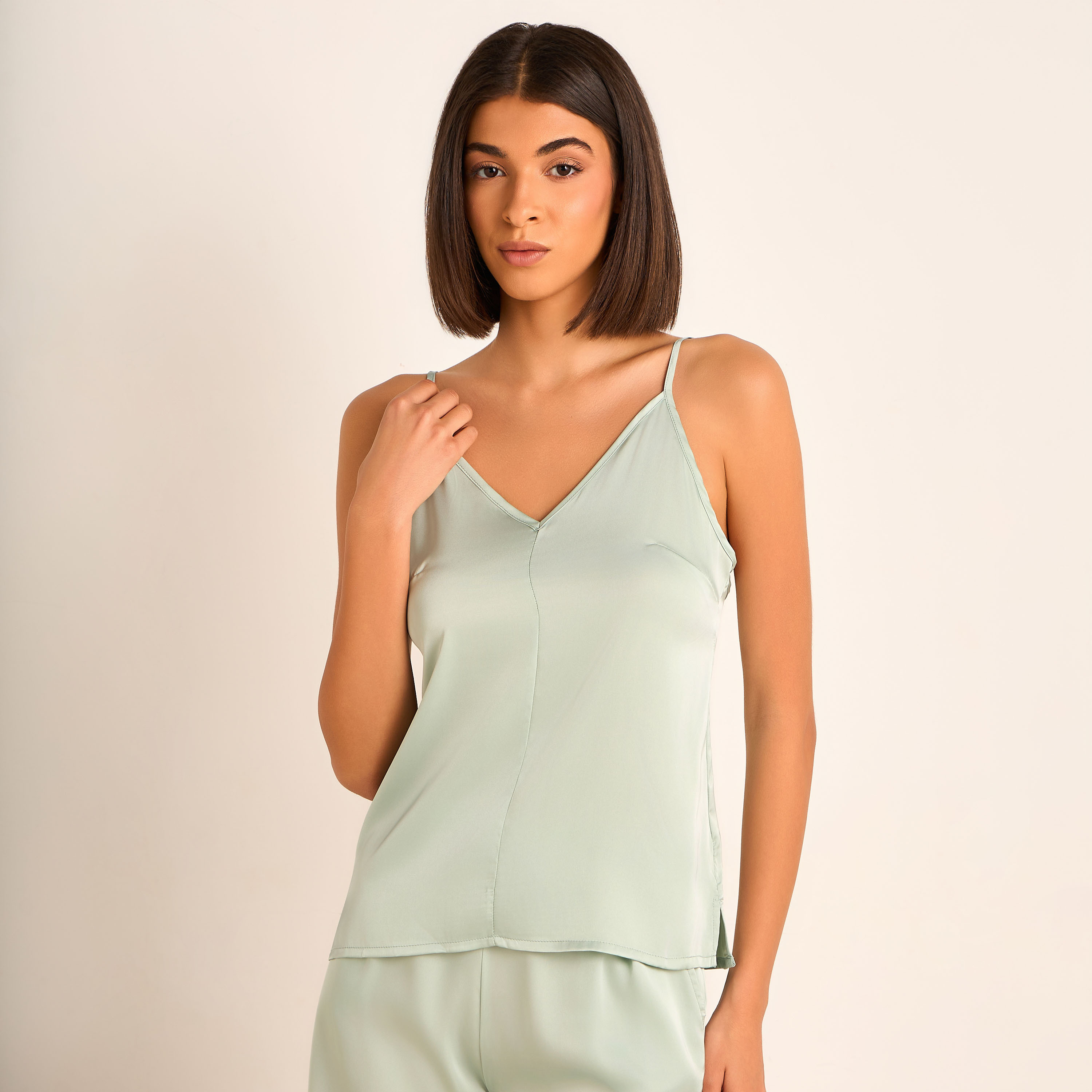 طقم بيجاما شورت وبلوزة دون أكمام من أدارايا-women-clothing-nightwear-pyjamas-shortsets-image-6