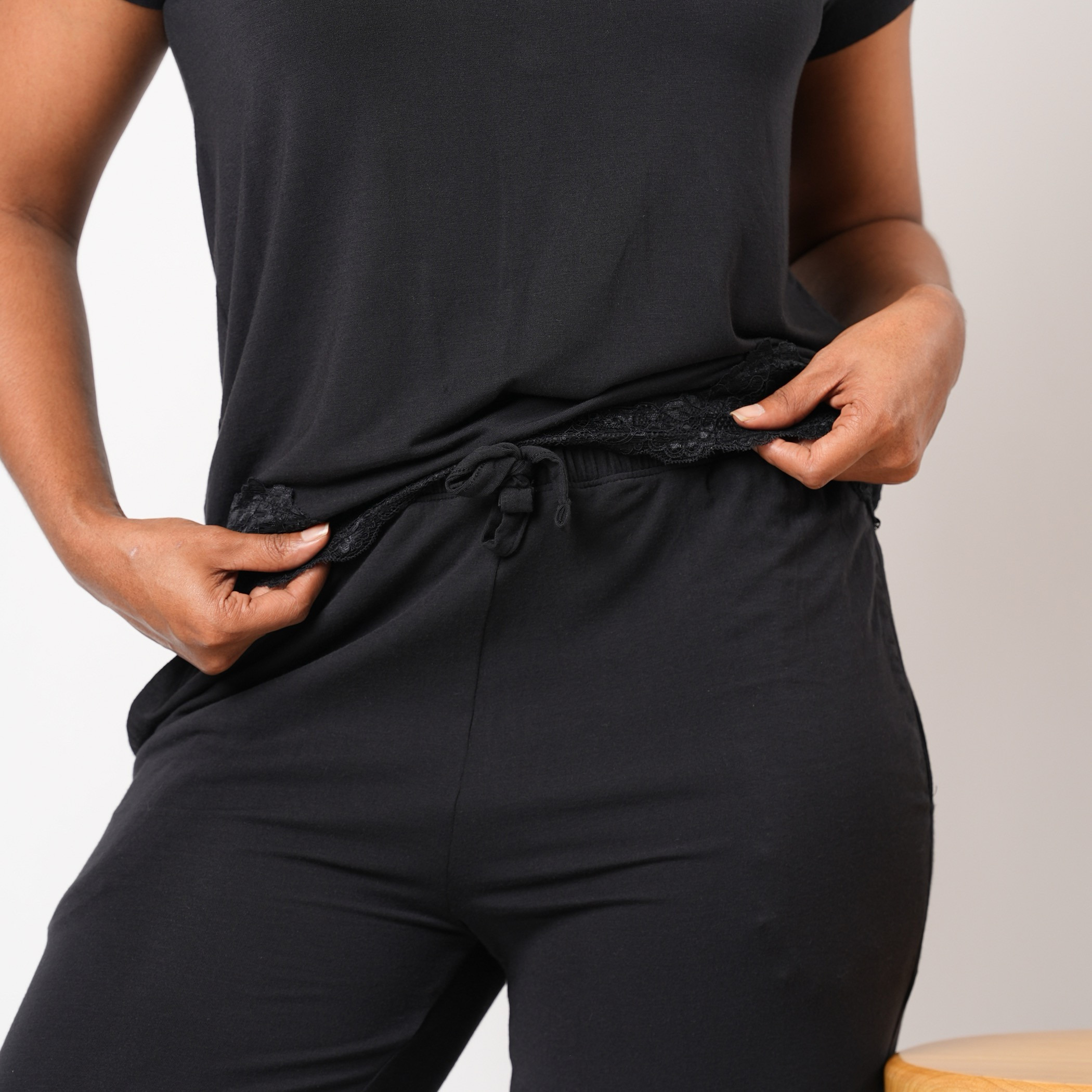 Aadaraya Pyjama Set T-shirt & Trousers-women-clothing-nightwear-pyjamas-longsets-image-3