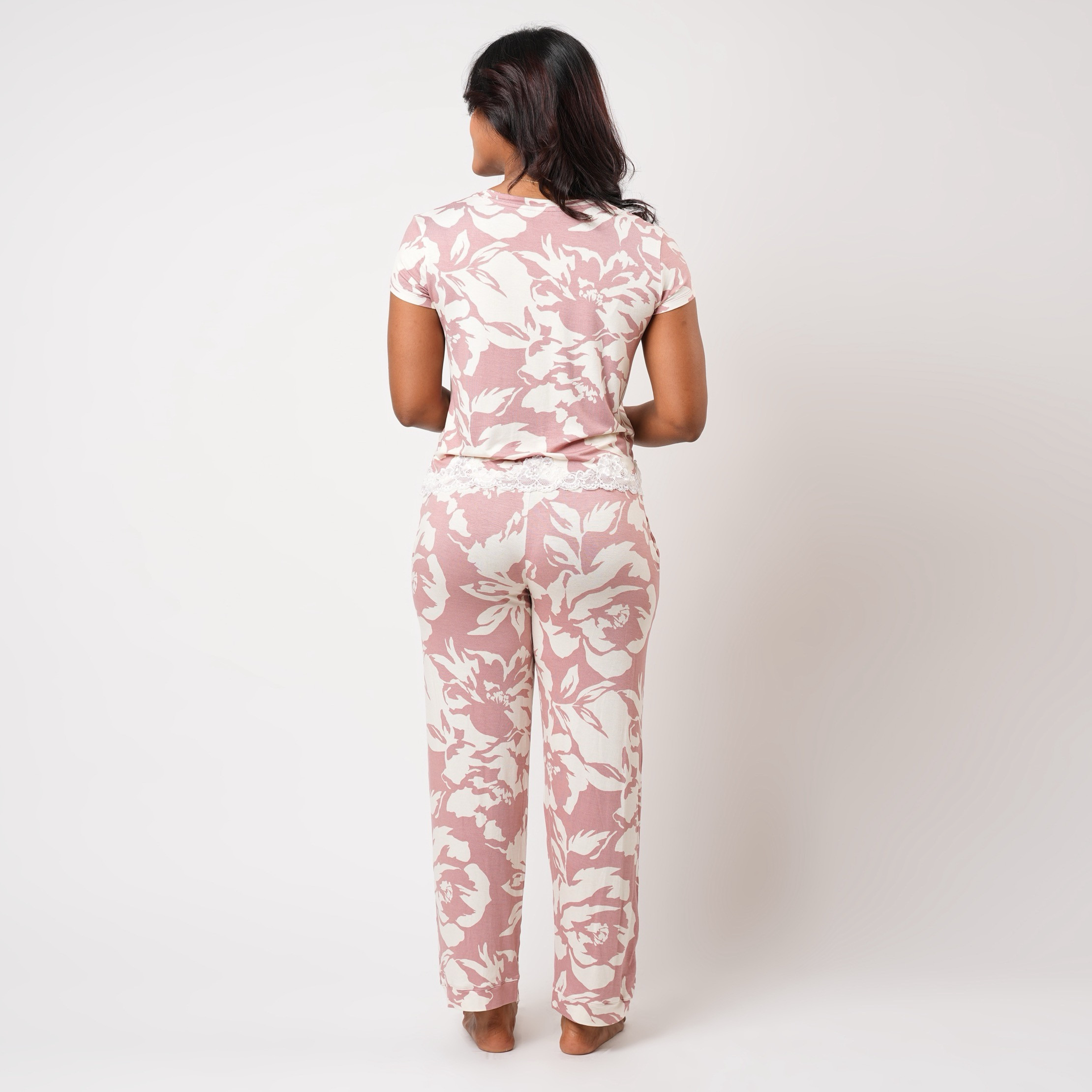 Aadaraya Pyjama Set T-shirt & Trousers-women-clothing-nightwear-pyjamas-longsets-image-3