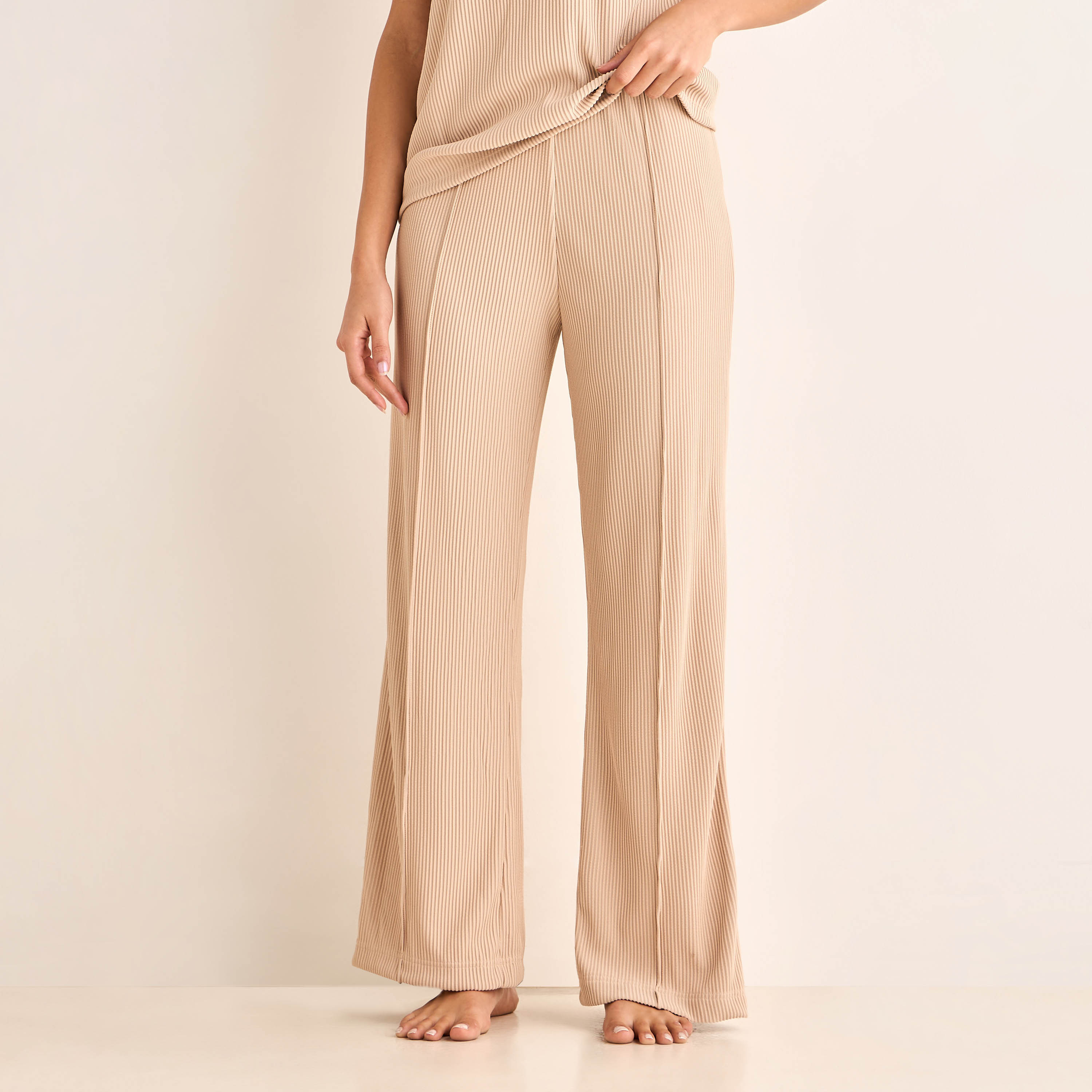 Textured Knit Top and Bottom Co-ord set-women-clothing-coordsets-image-4