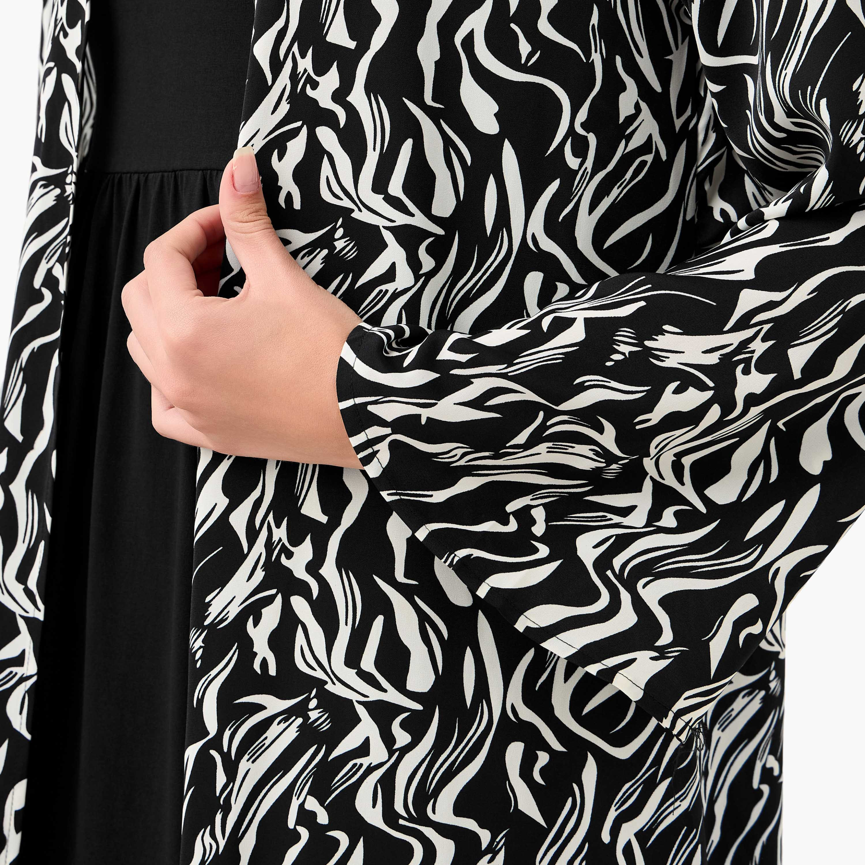 Regular Fit Kimono Abaya Shrug with Print-women-arabicclothing-abayas-image-5